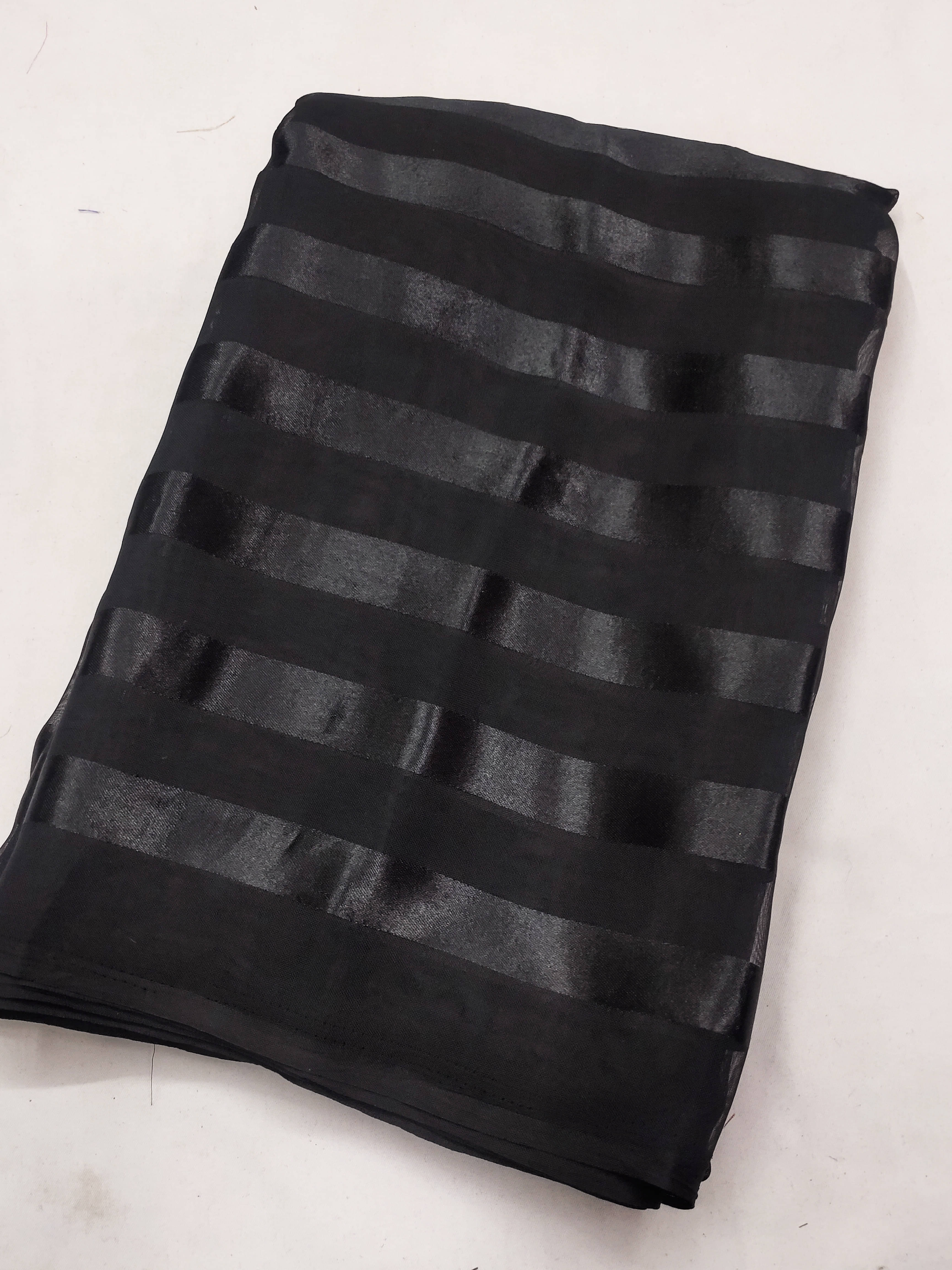     			ANAND SAREES Satin Embellished Kasavu Saree With Unstitched Blouse Piece ( Black )