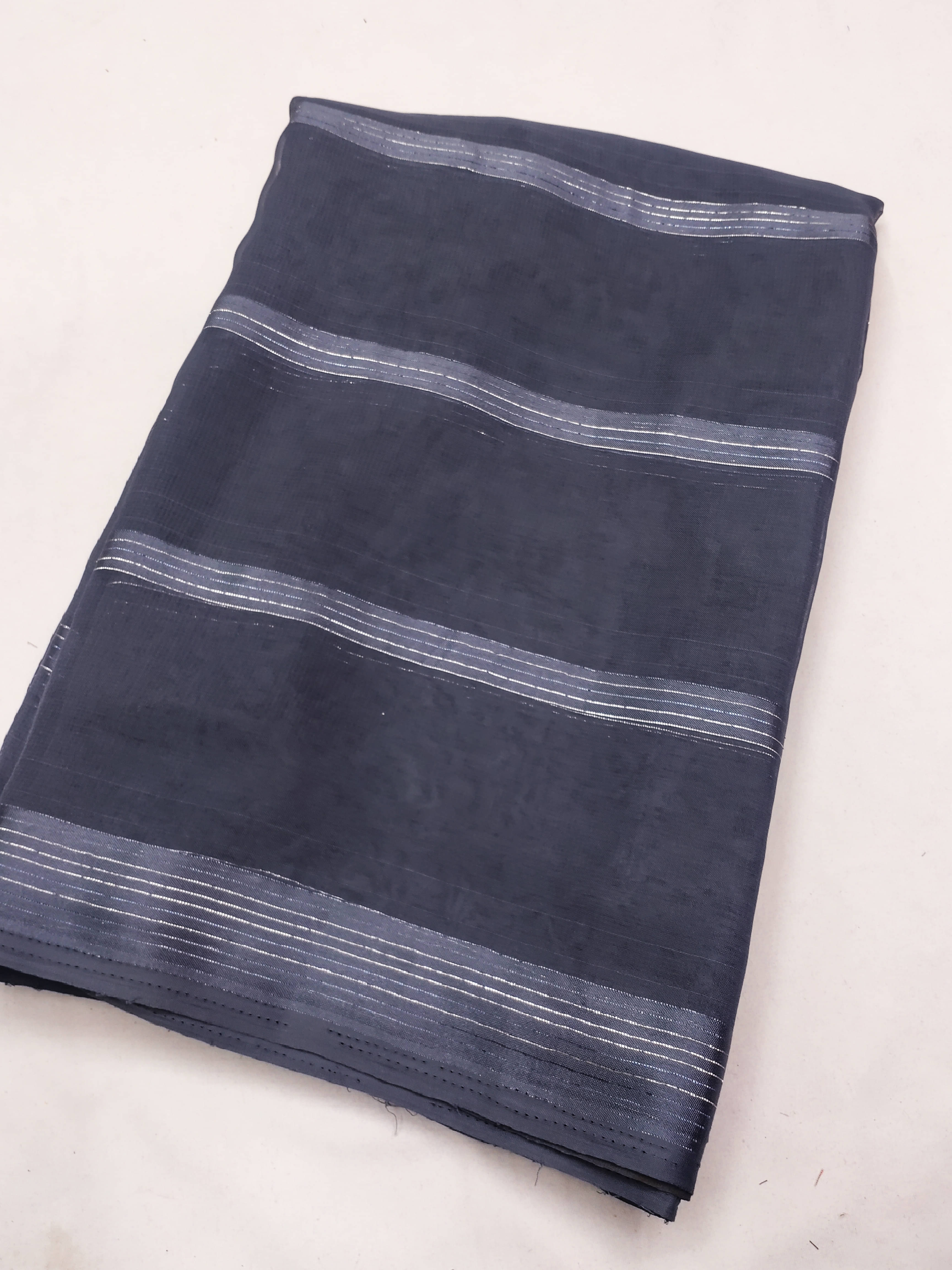    			ANAND SAREES Satin Embellished Kasavu Saree With Unstitched Blouse Piece ( Grey )