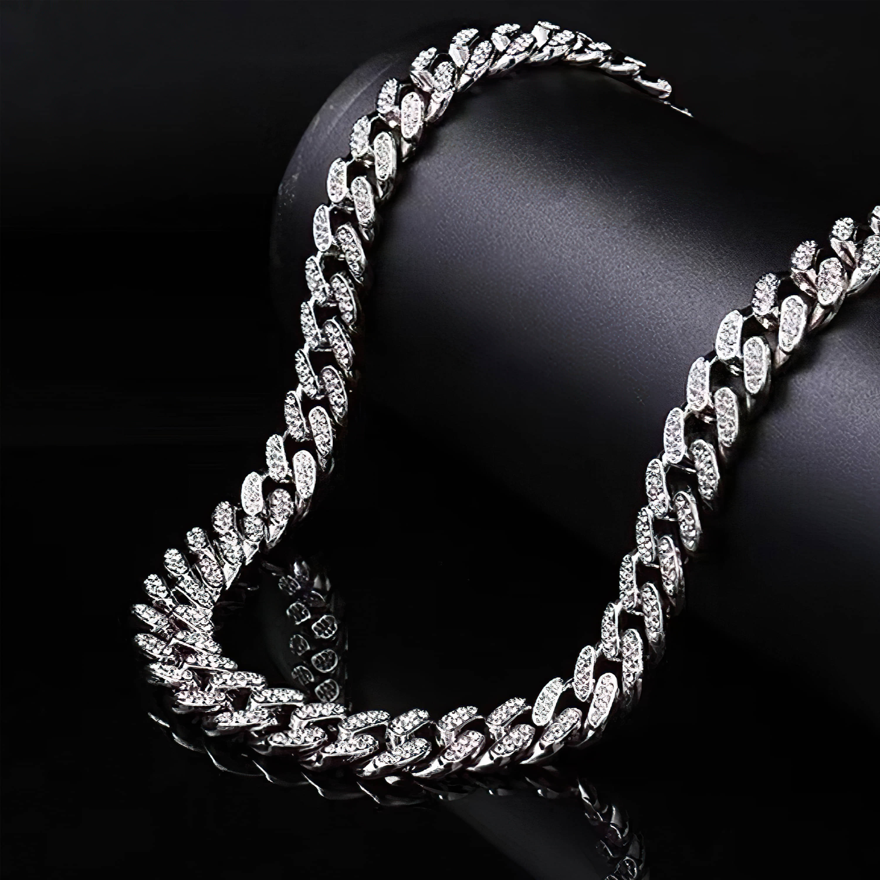 FASHION FRILL Silver Plated Alloy Chain ( Pack of 1 )