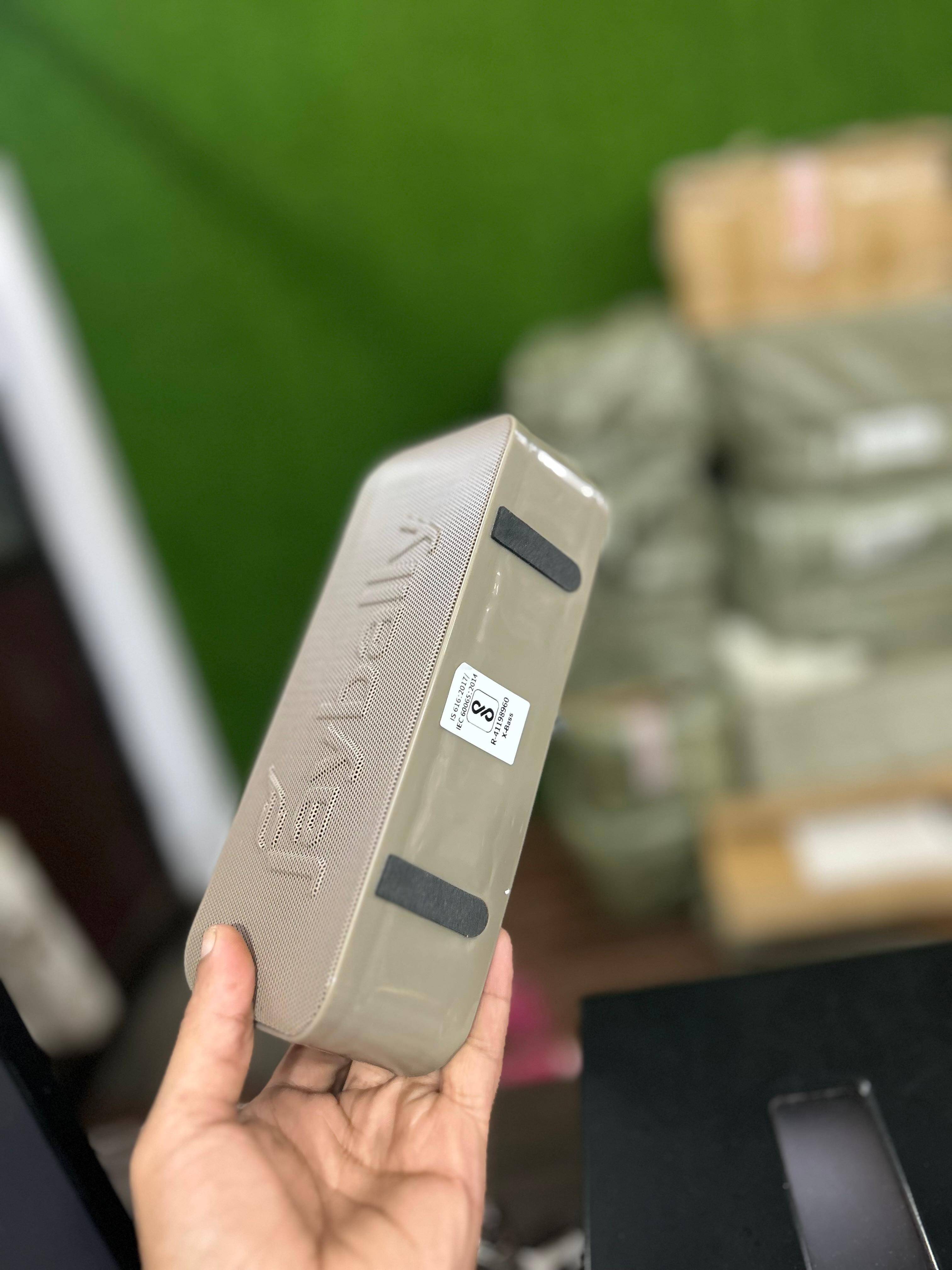     			Genric 0 JAYBALLY 5 W Bluetooth Speaker Bluetooth V 5.3 with SD card Slot Playback Time 2 hrs Assorted