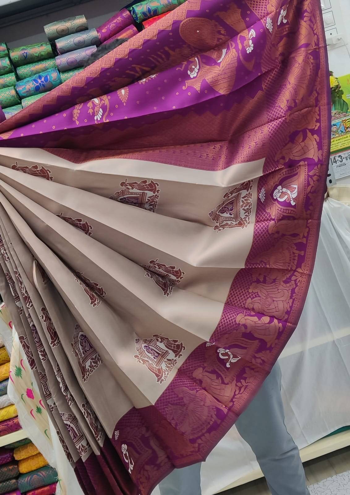 INDIAN SILKS Cotton Embroidered Banarasi saree With Unstitched Blouse Piece ( Peach ) INDIAN SILKS Cotton Embroidered Banarasi saree With Unstitched Blouse Piece ( Peach )