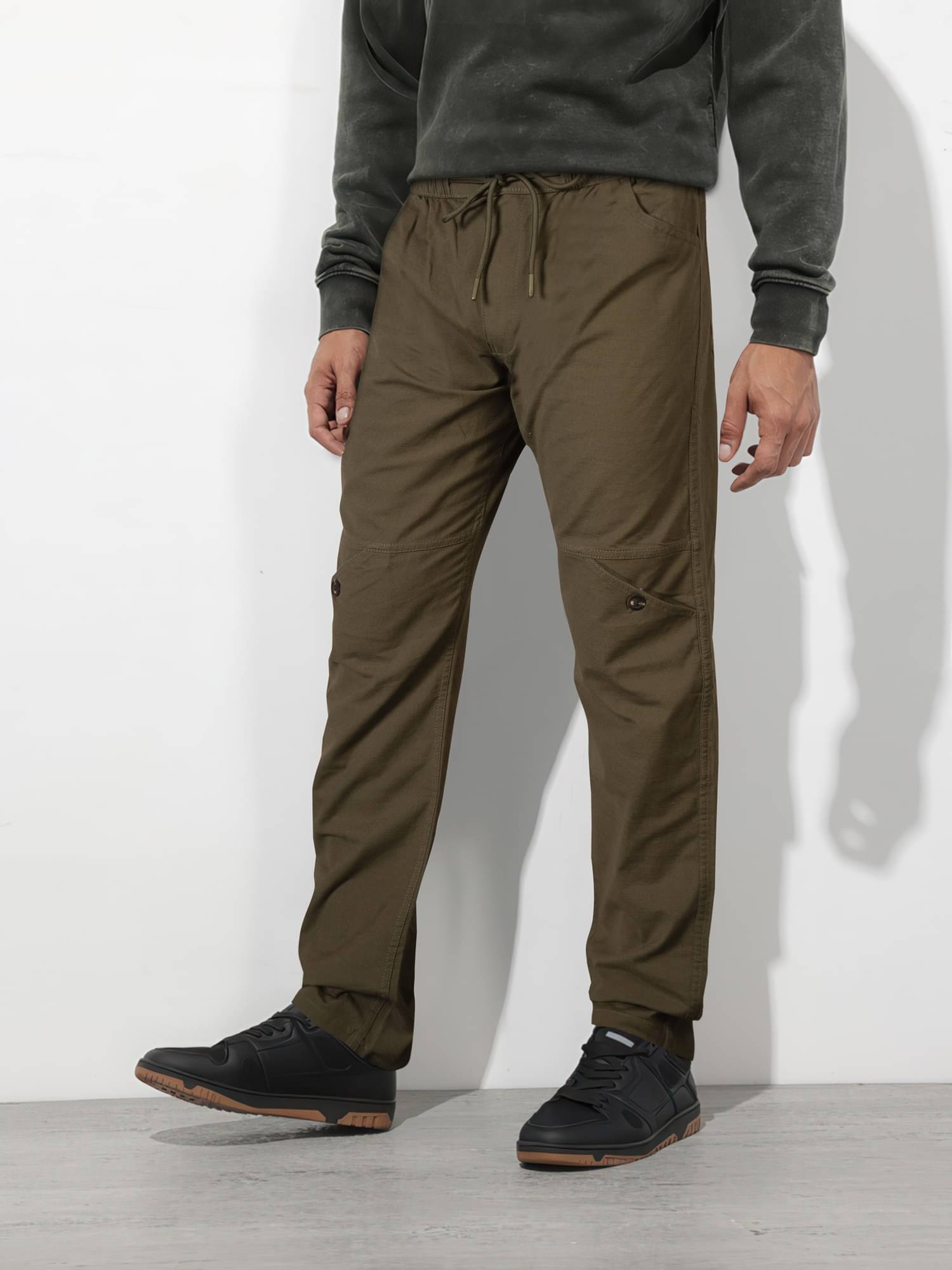     			JB JUST BLACK Relax Flat Men's Trouser - Brown ( Pack of 1 )