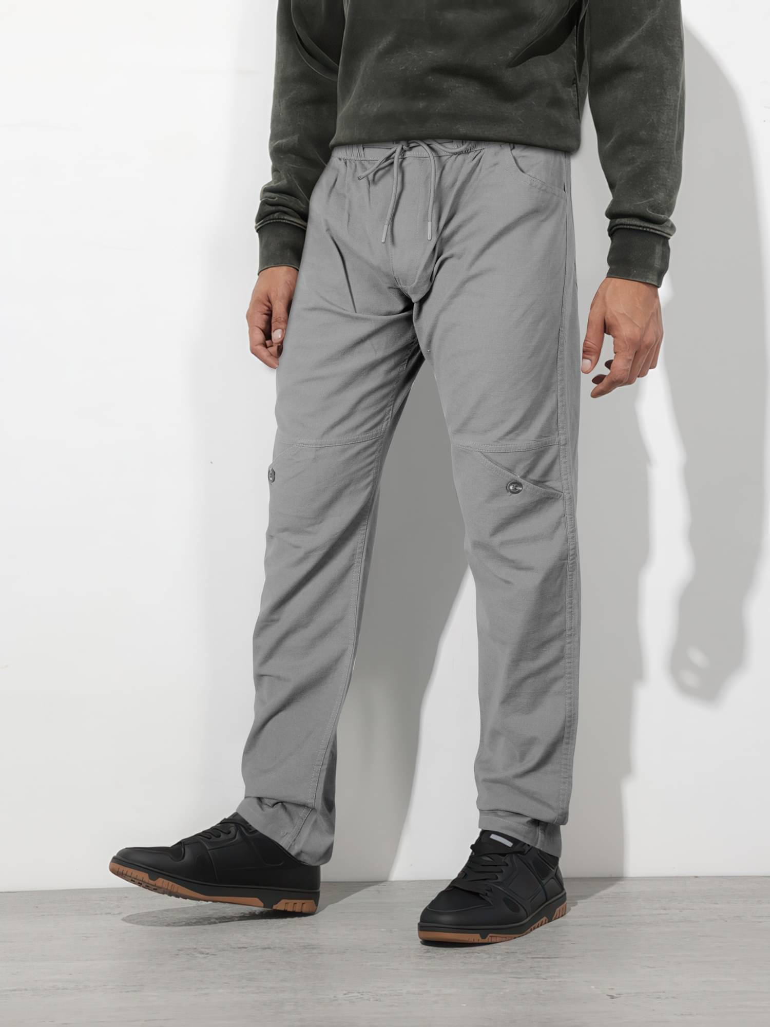     			JB JUST BLACK Relax Flat Men's Trouser - Grey ( Pack of 1 )