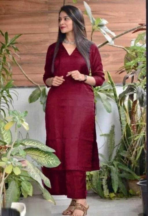     			Jivandhara Women Rayon Solid A-line Kurti With Pants ( Maroon )