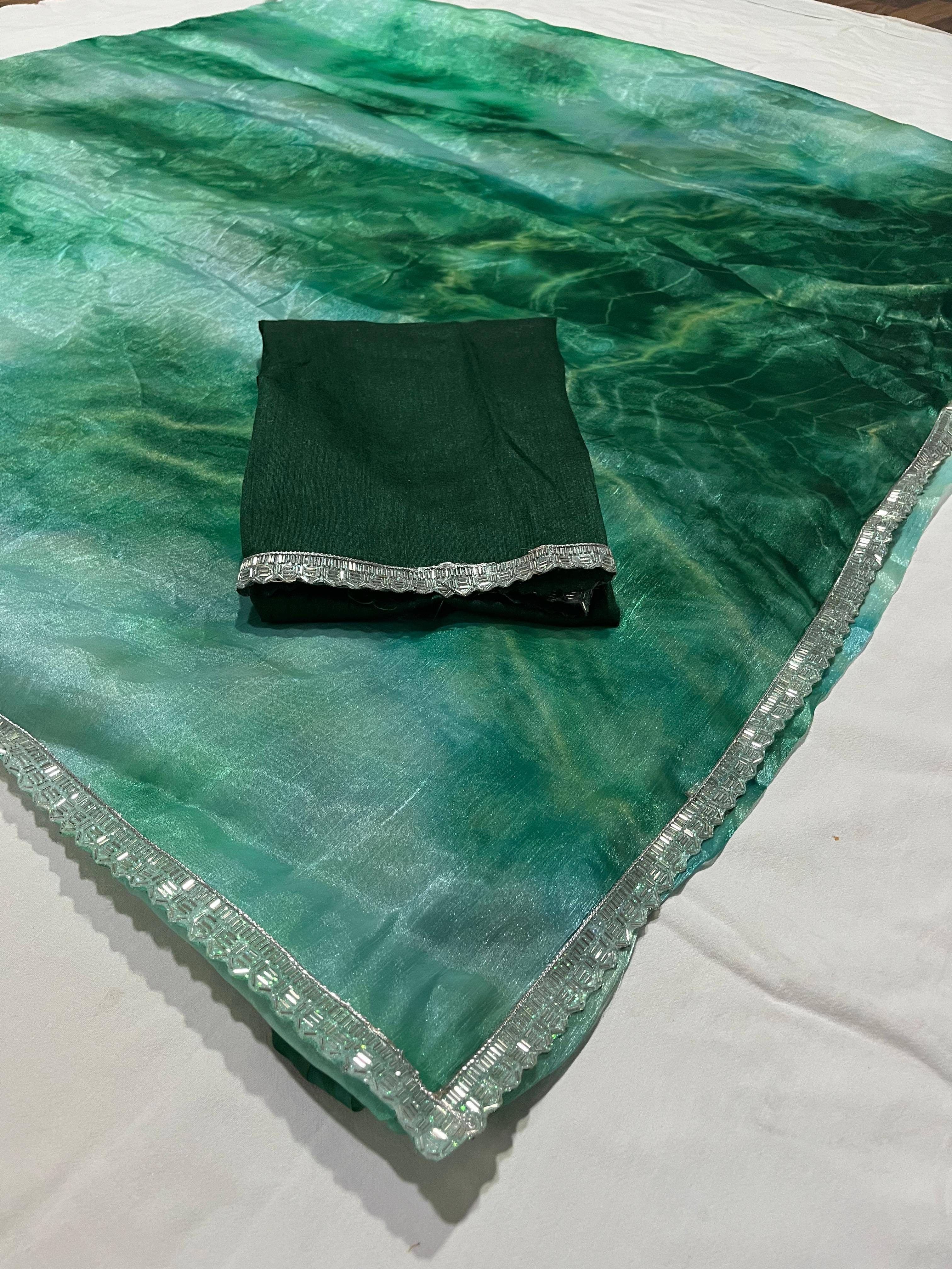 Maayro Organza Embroidered Regular Saree With Unstitched Blouse Piece ( Green ) Maayro Organza Embroidered Regular Saree With Unstitched Blouse Piece ( Green )