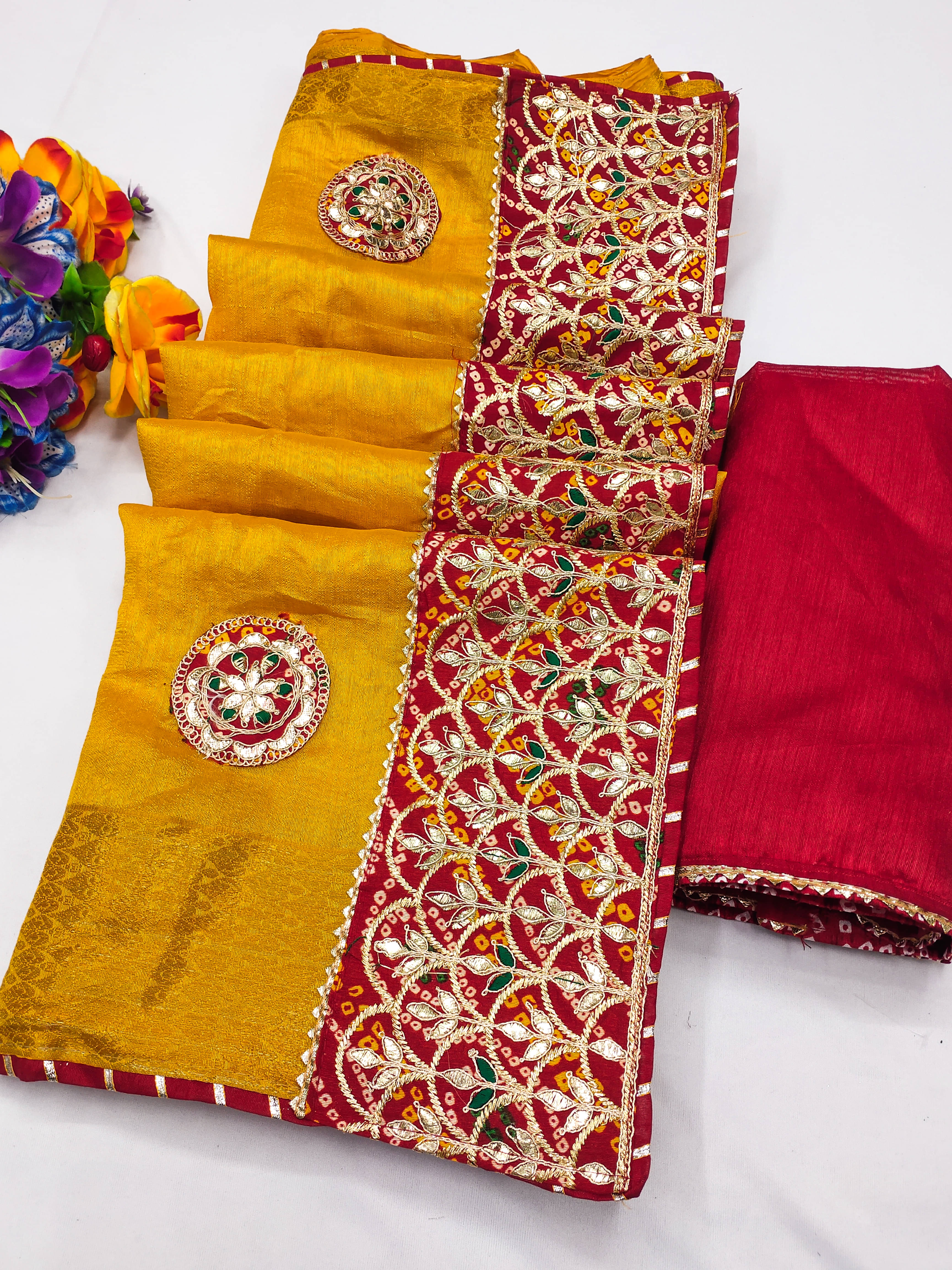 Maayro Silk Blend Printed Regular Saree With Unstitched Blouse Piece ( Yellow ) Maayro Silk Blend Printed Regular Saree With Unstitched Blouse Piece ( Yellow )