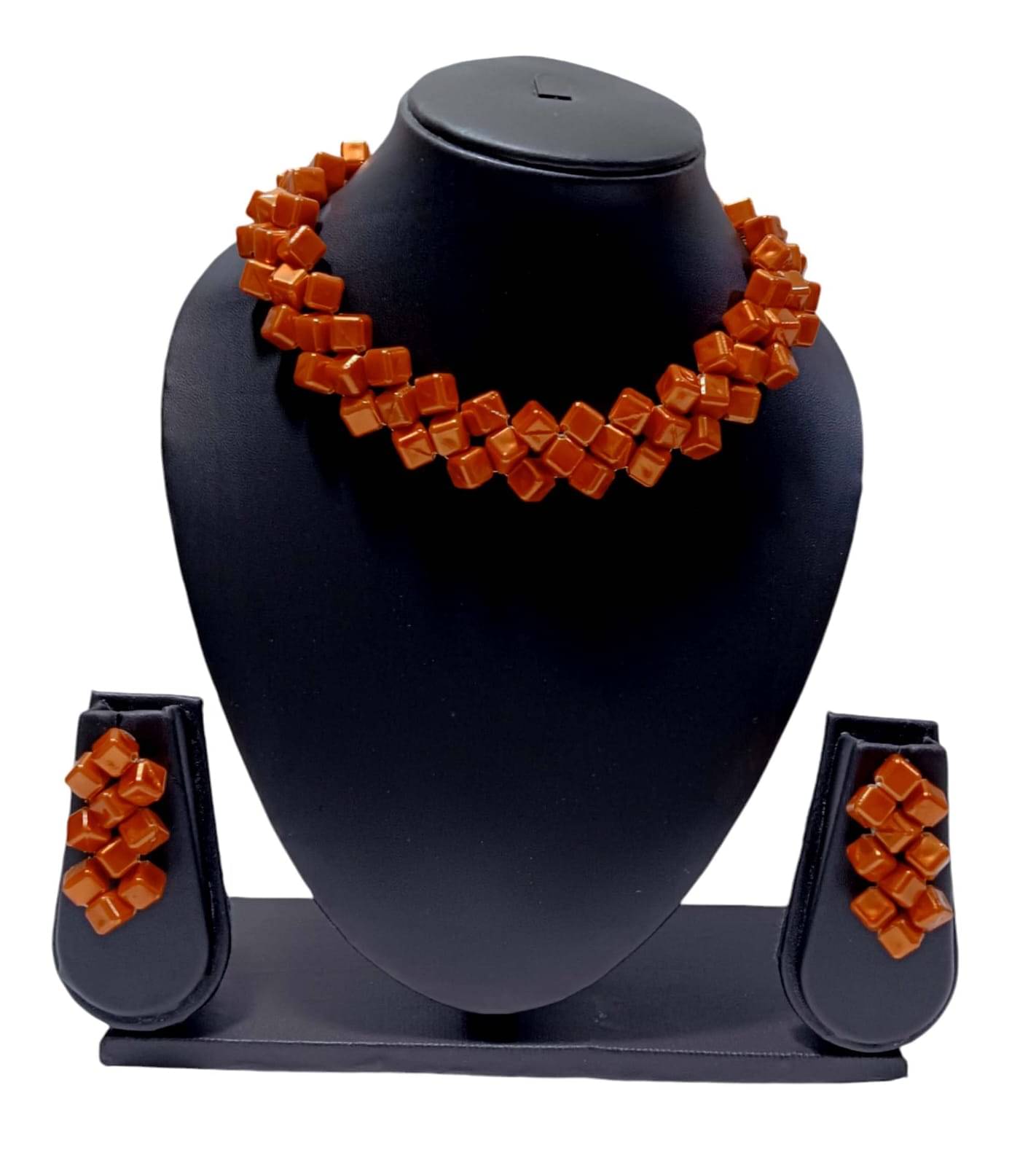     			Uttarai Orange Alloy Necklace Set ( Pack of 1 )