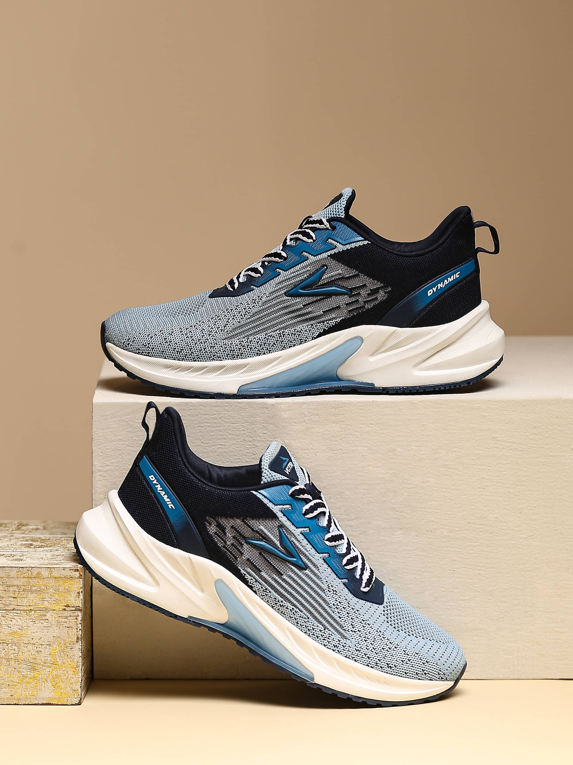     			VCTR Dynamic DYN01 Blue Men's Sports Running Shoes