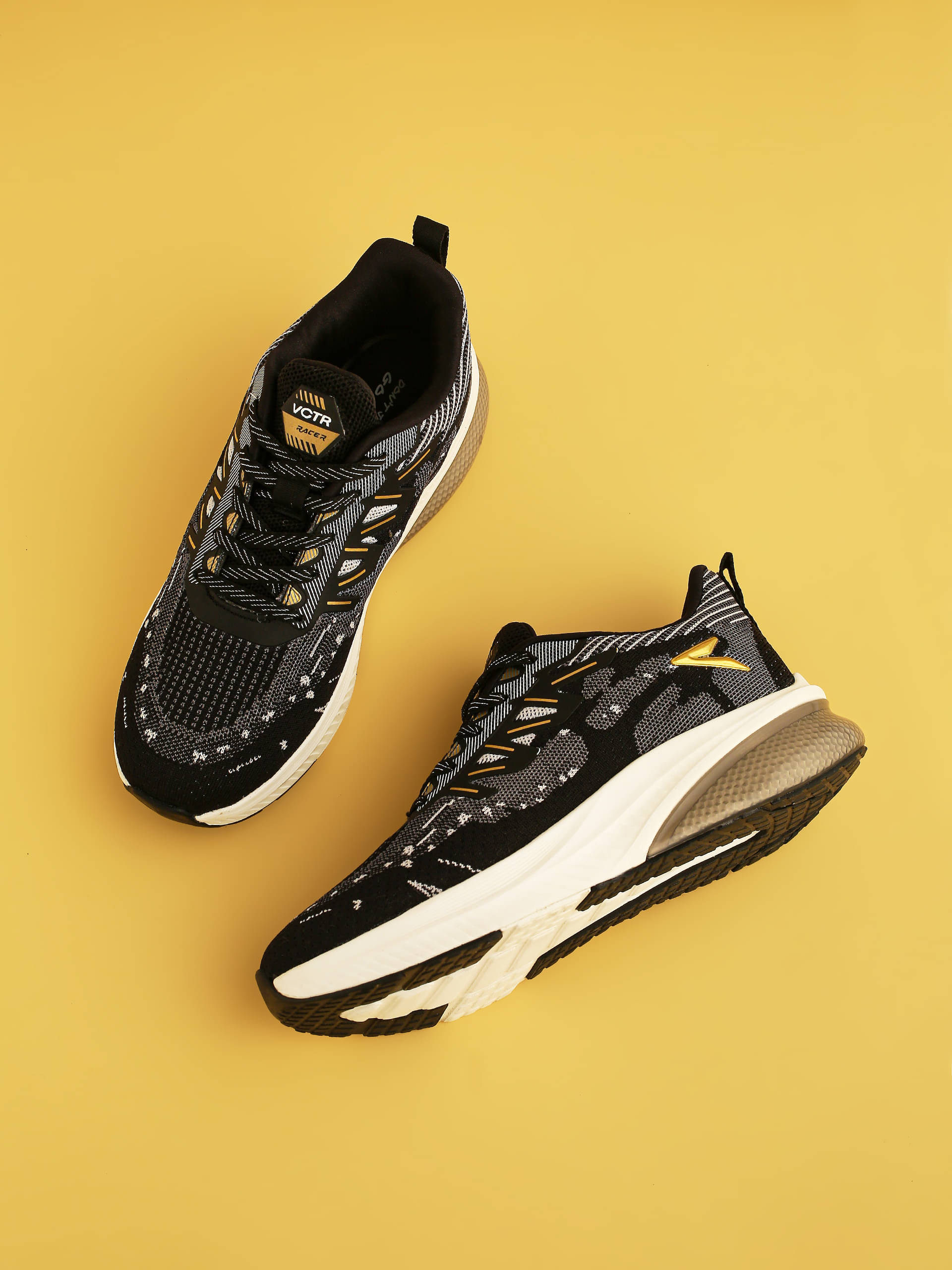     			VCTR Racer RC01 Workout Black Men's Sports Running Shoes