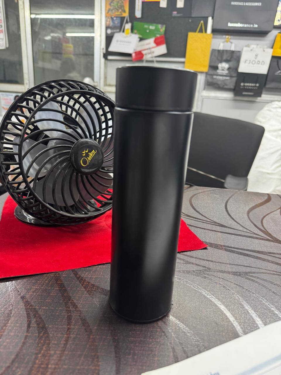     			printtech Water Bottle with LED Temperature Display Black Steel Water Bottle 500 mL ( Set of 1 )