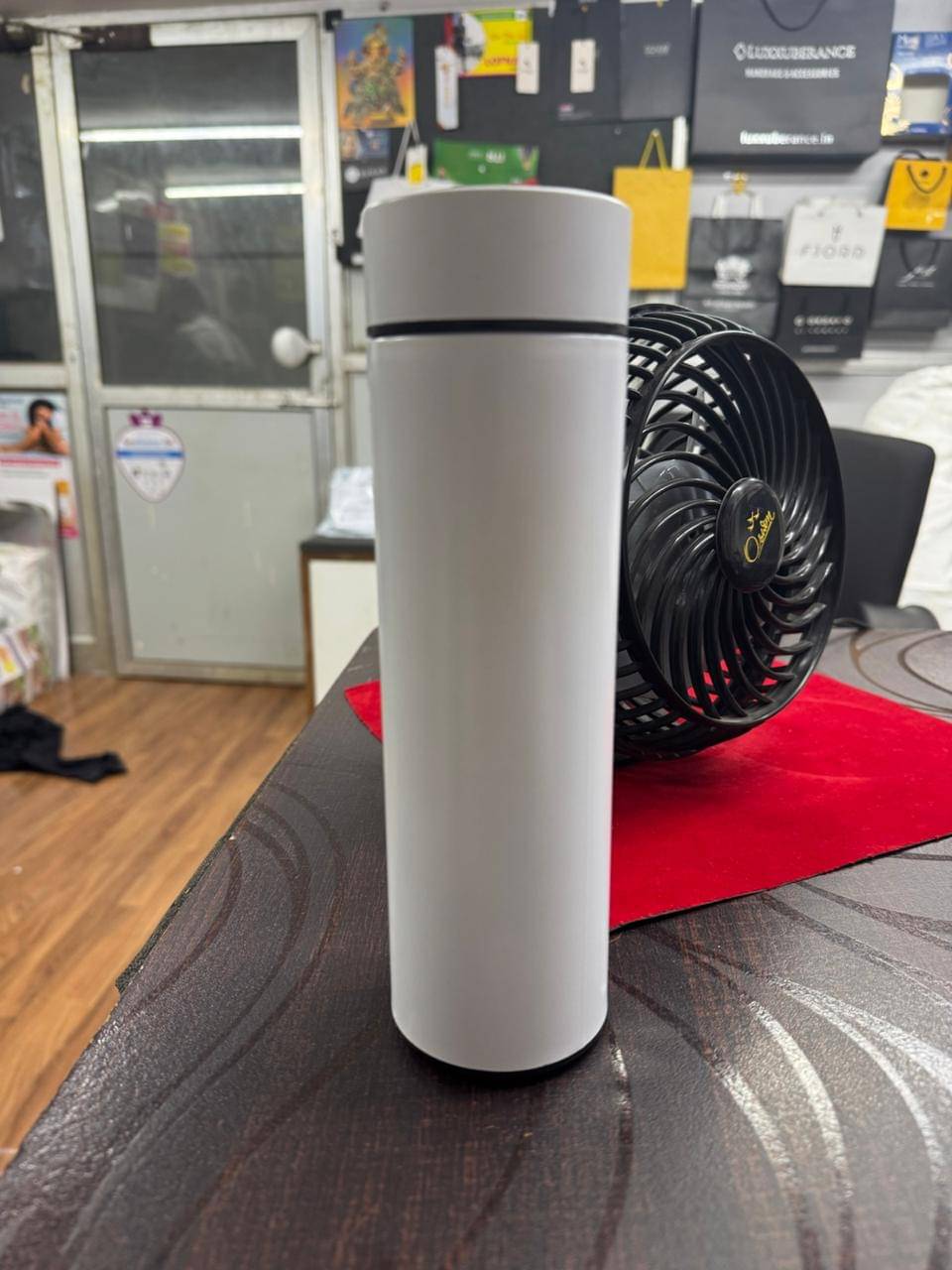 printtech Water Bottle with LED Temperature Display White Steel Water Bottle 500 mL ( Set of 1 ) printtech Water Bottle with LED Temperature Display White Steel Water Bottle 500 mL ( Set of 1 )