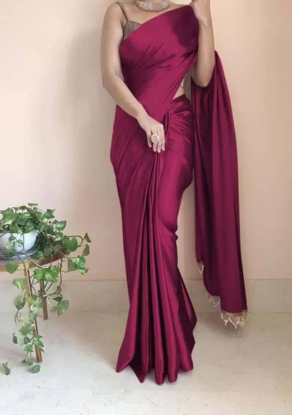     			YUGAVEERAA Satin Solid Regular Saree With Unstitched Blouse Piece ( Wine )
