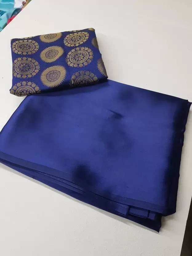     			YUGAVEERAA Silk Solid Regular Saree With Unstitched Blouse Piece ( Navy Blue )