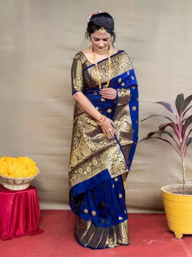 YUGAVEERAA Silk Woven Regular Saree With Unstitched Blouse Piece ( Blue ) YUGAVEERAA Silk Woven Regular Saree With Unstitched Blouse Piece ( Blue )