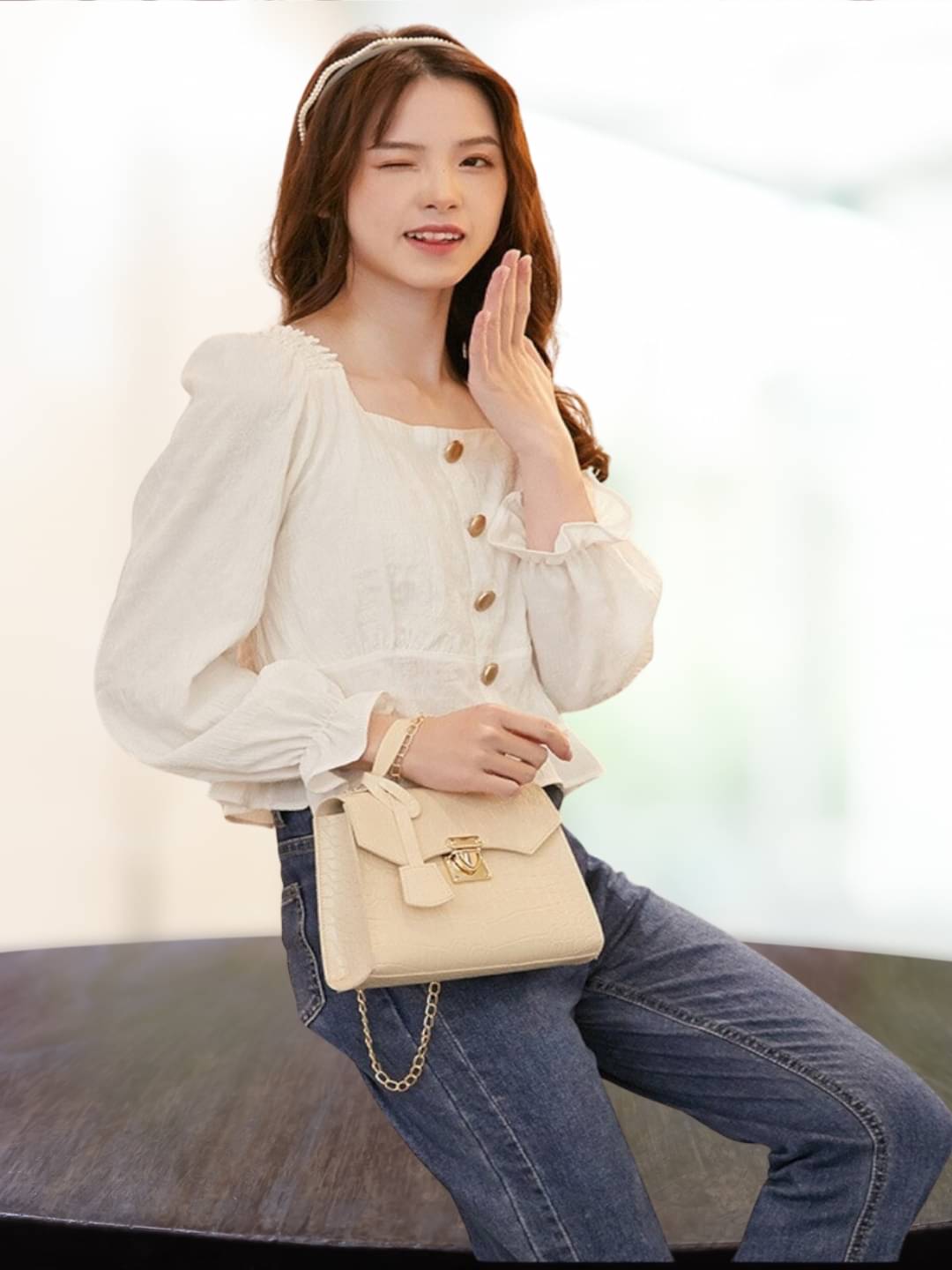     			gufrina Sling Bag PU Set of 1 ( Cream )