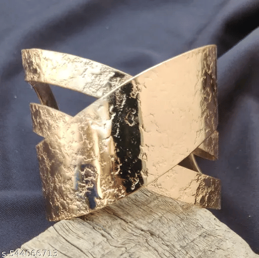 SUNHARI Gold Cuff ( Pack of 1 ) SUNHARI Gold Cuff ( Pack of 1 )