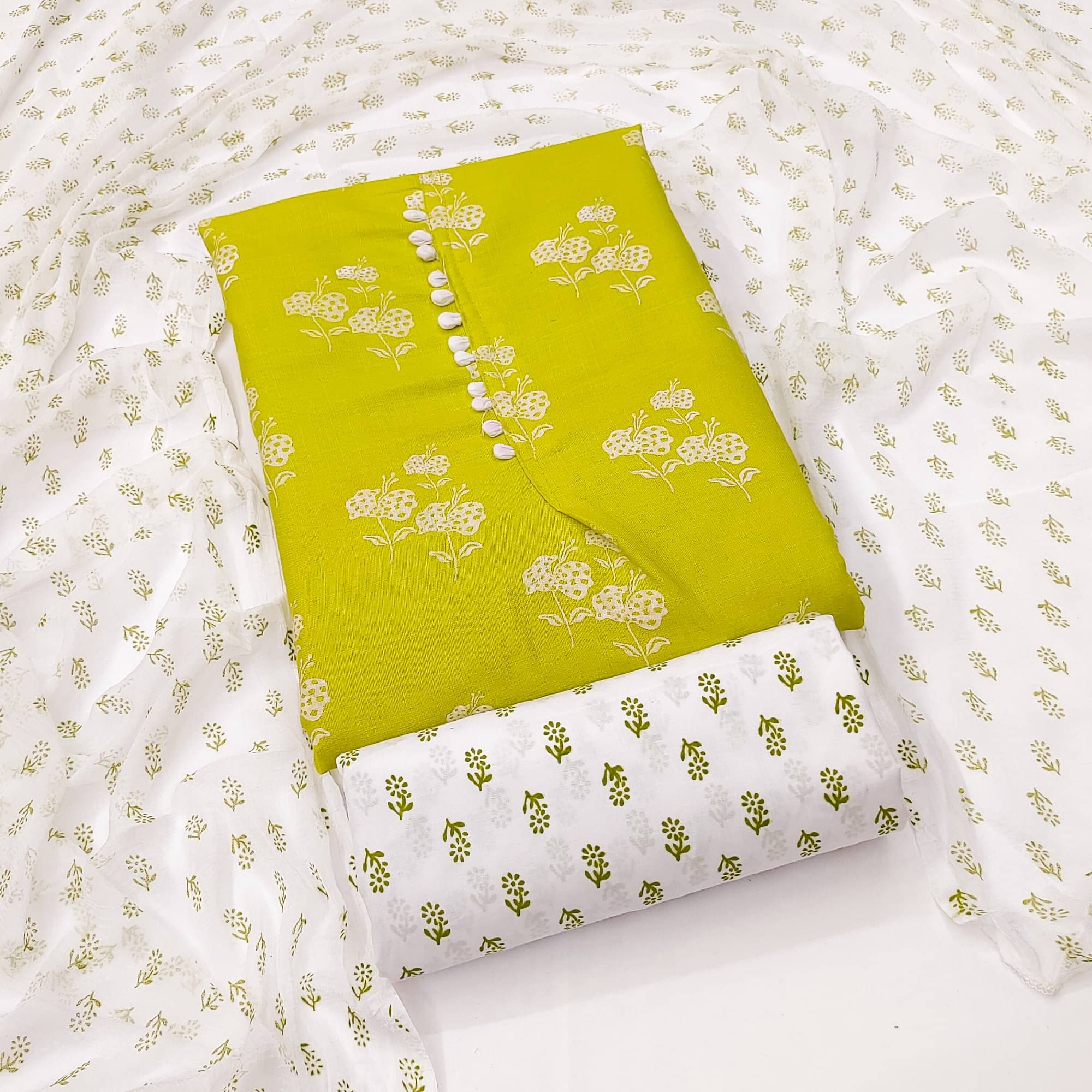     			Shree Mahantam Women Cotton Unstitched Dress Material ( Green )