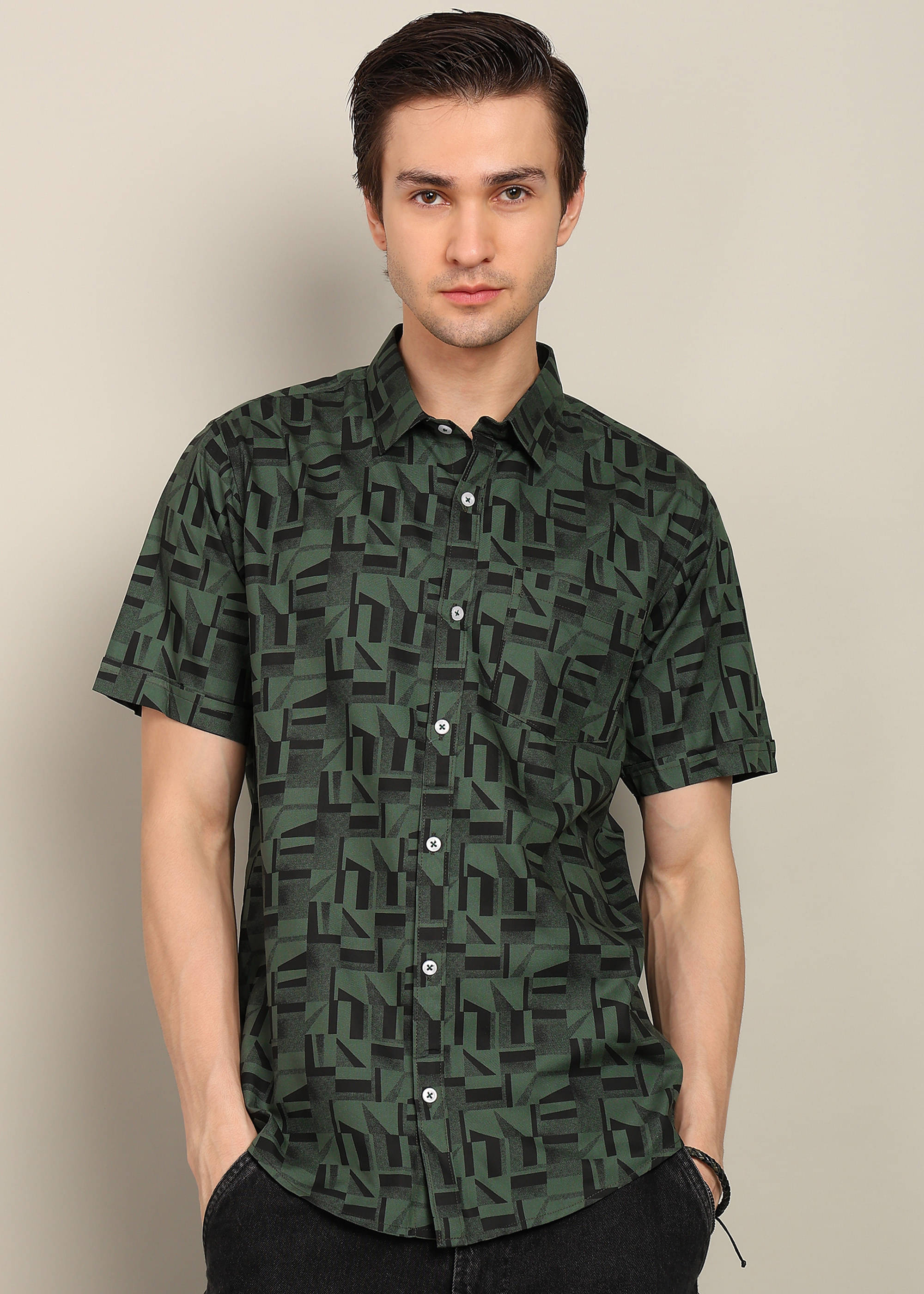 BLYNK Poly Cotton Regular Fit Printed Half Sleeves Men's Casual Shirt - Green ( Pack of 1 ) BLYNK Poly Cotton Regular Fit Printed Half Sleeves Men's Casual Shirt - Green ( Pack of 1 )