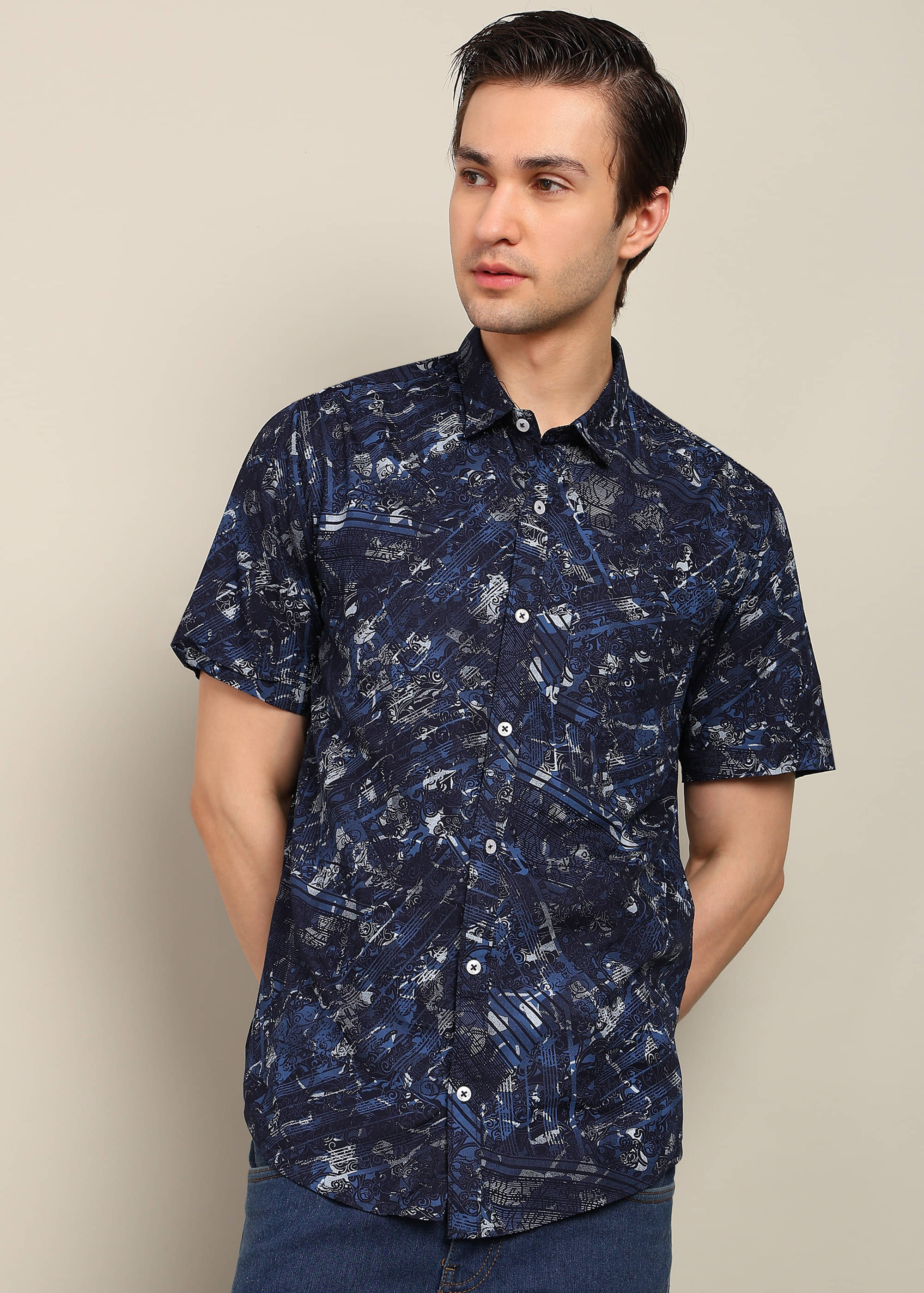     			BLYNK Poly Cotton Regular Fit Printed Half Sleeves Men's Casual Shirt - Navy Blue ( Pack of 1 )