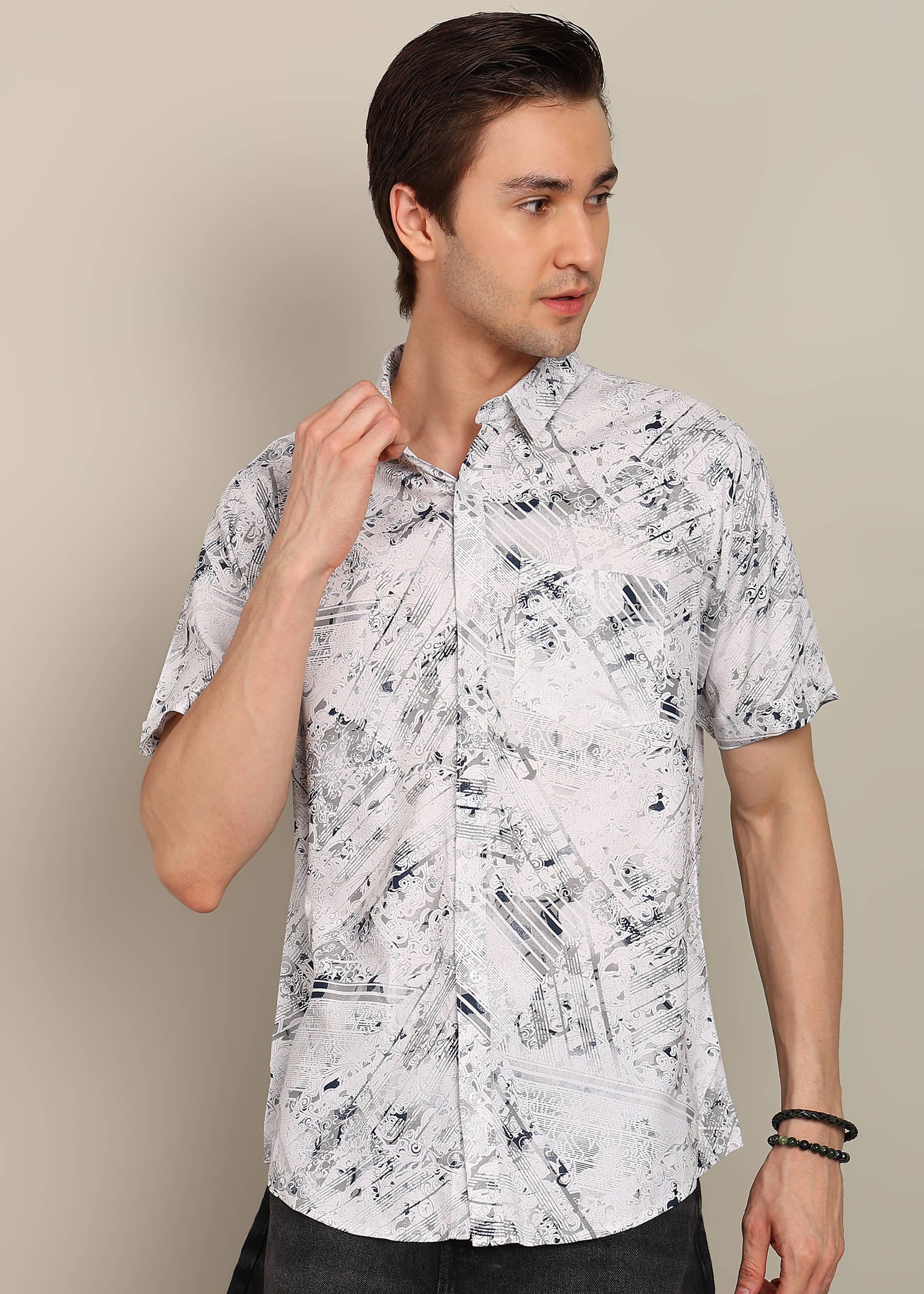 BLYNK Poly Cotton Regular Fit Printed Half Sleeves Men's Casual Shirt - White ( Pack of 1 ) BLYNK Poly Cotton Regular Fit Printed Half Sleeves Men's Casual Shirt - White ( Pack of 1 )