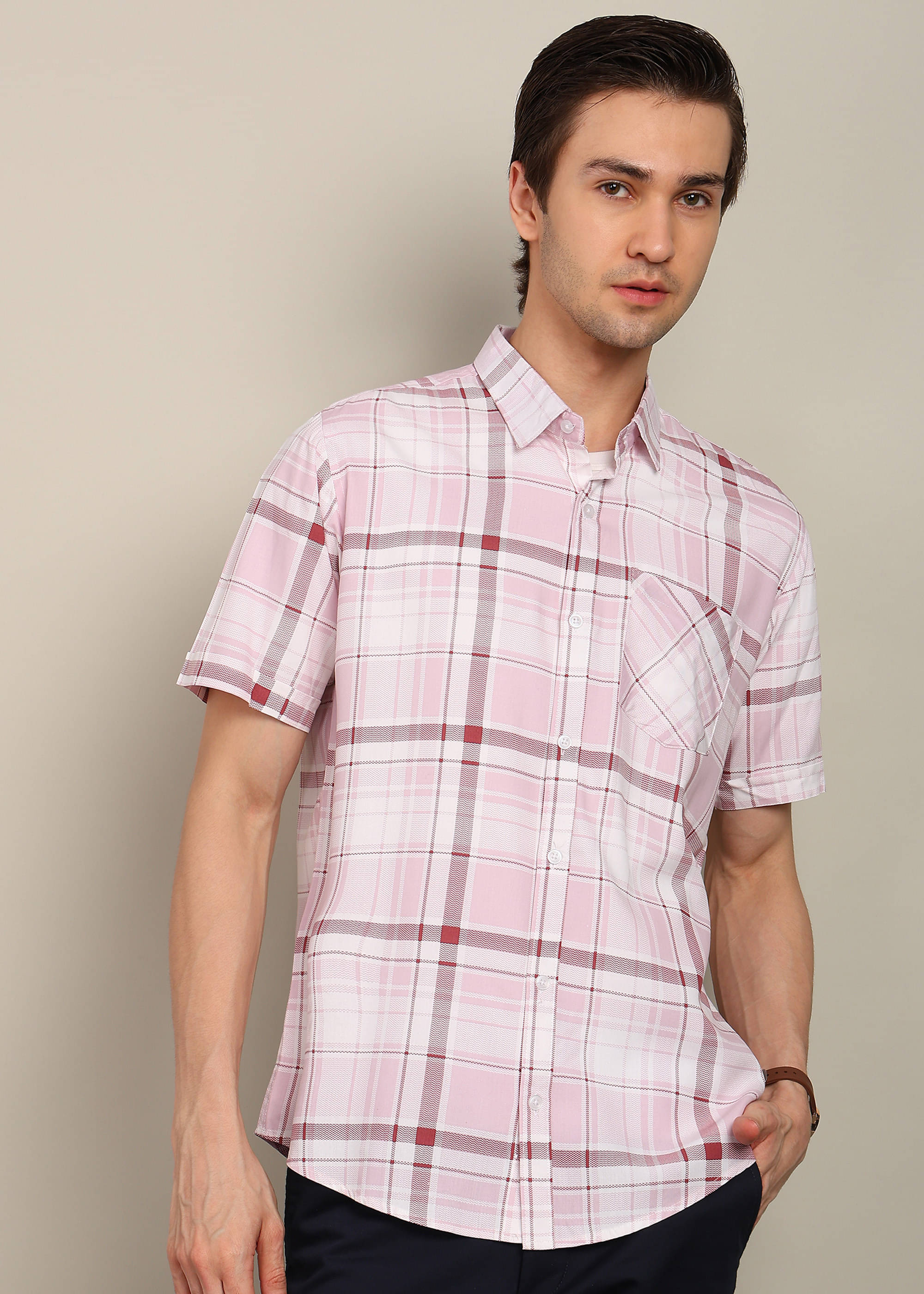     			BLYNK Poly Cotton Regular Fit Printed Half Sleeves Men's Casual Shirt - Pink ( Pack of 1 )
