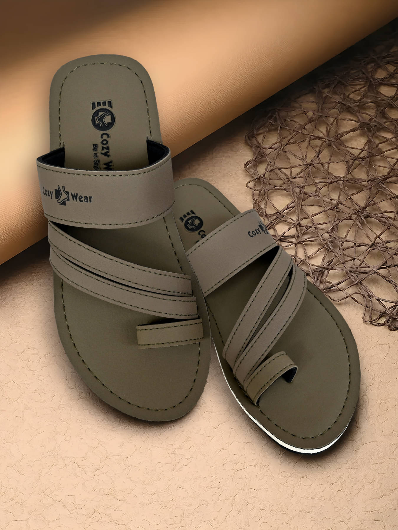     			Cozy Wear Green Men's Daily Slipper