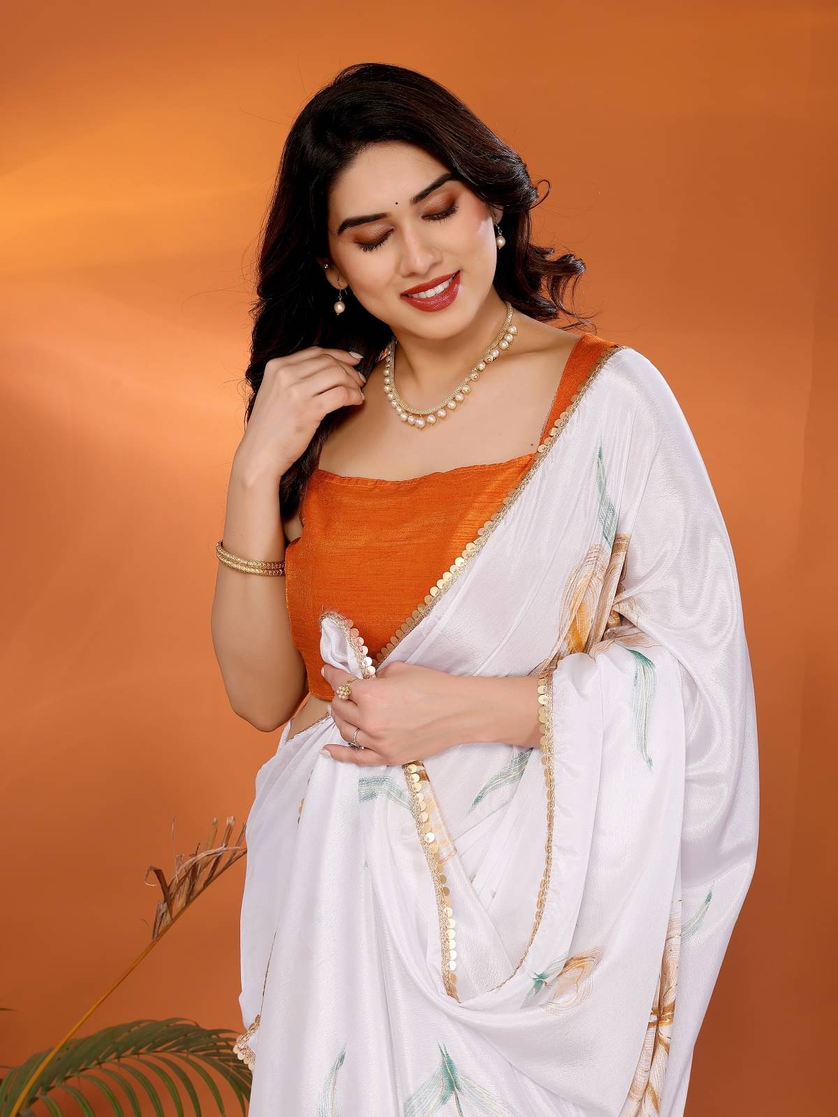 Gazal Fashions Chiffon Printed Regular Saree With Unstitched Blouse Piece ( Orange ) Gazal Fashions Chiffon Printed Regular Saree With Unstitched Blouse Piece ( Orange )