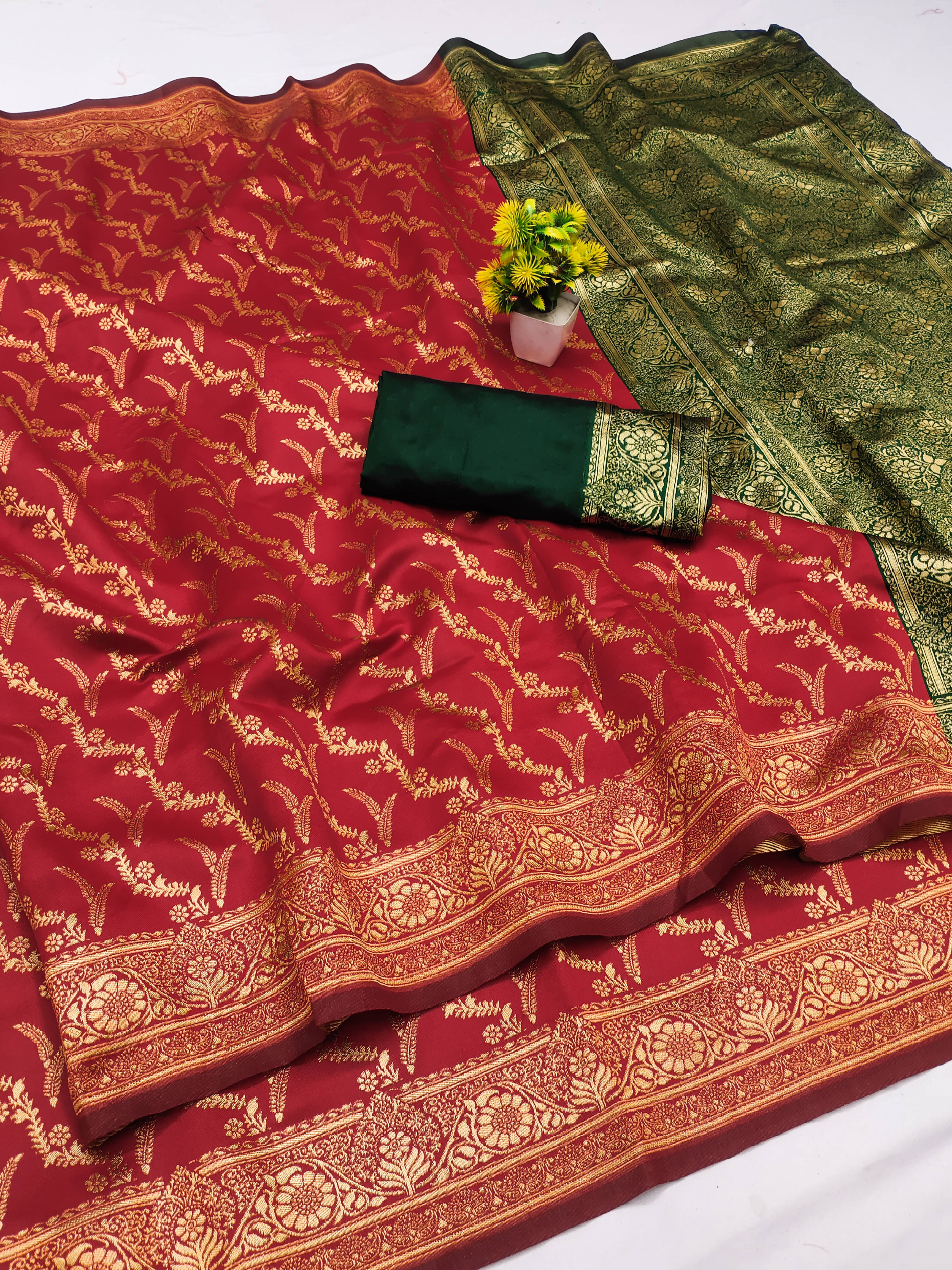HEMA SILK MILLS Silk Printed Regular Saree With Unstitched Blouse Piece ( Sea Green ) HEMA SILK MILLS Silk Printed Regular Saree With Unstitched Blouse Piece ( Sea Green )