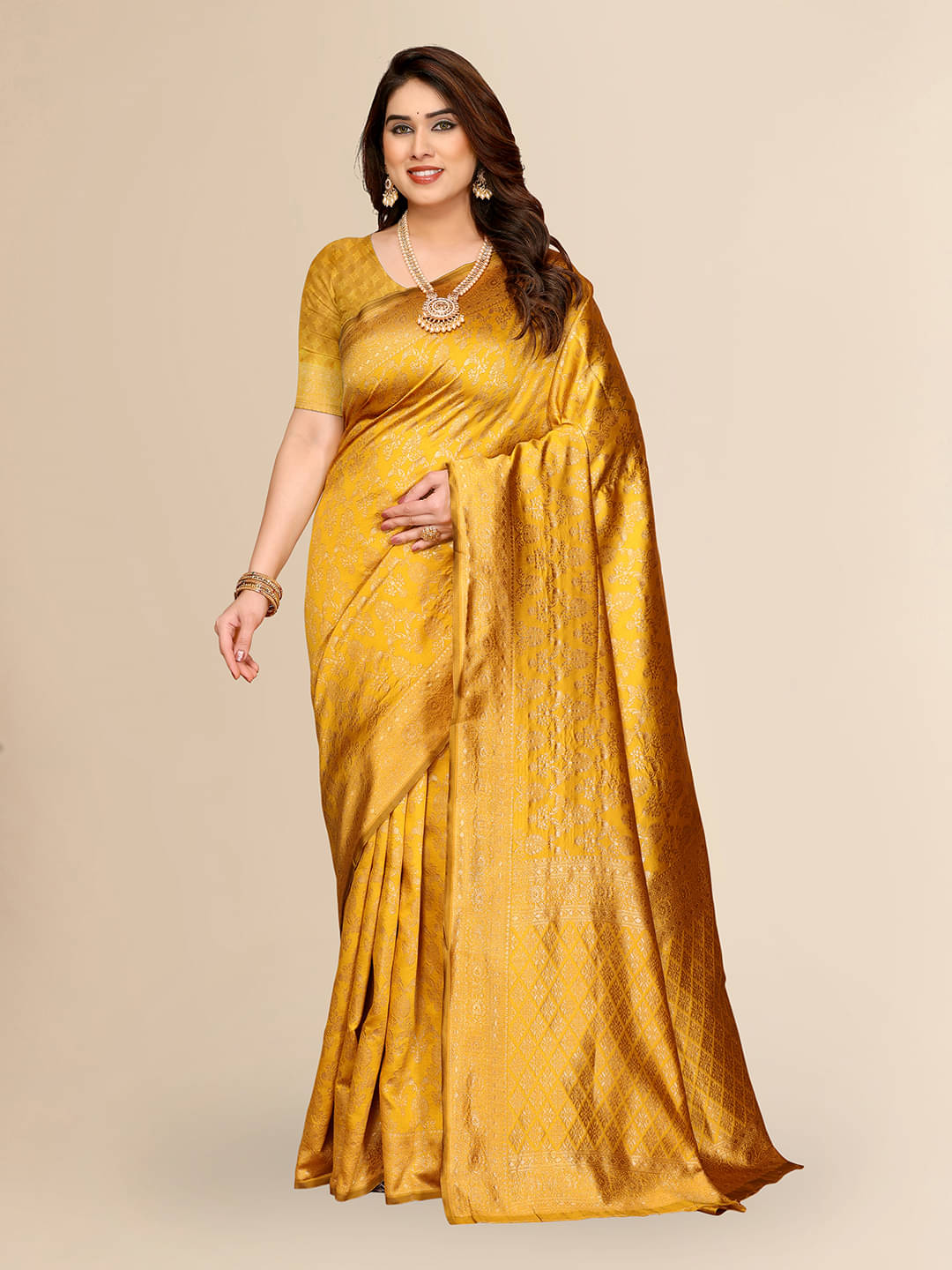     			HEMA SILK MILLS Silk Printed Regular Saree With Unstitched Blouse Piece ( Gold )