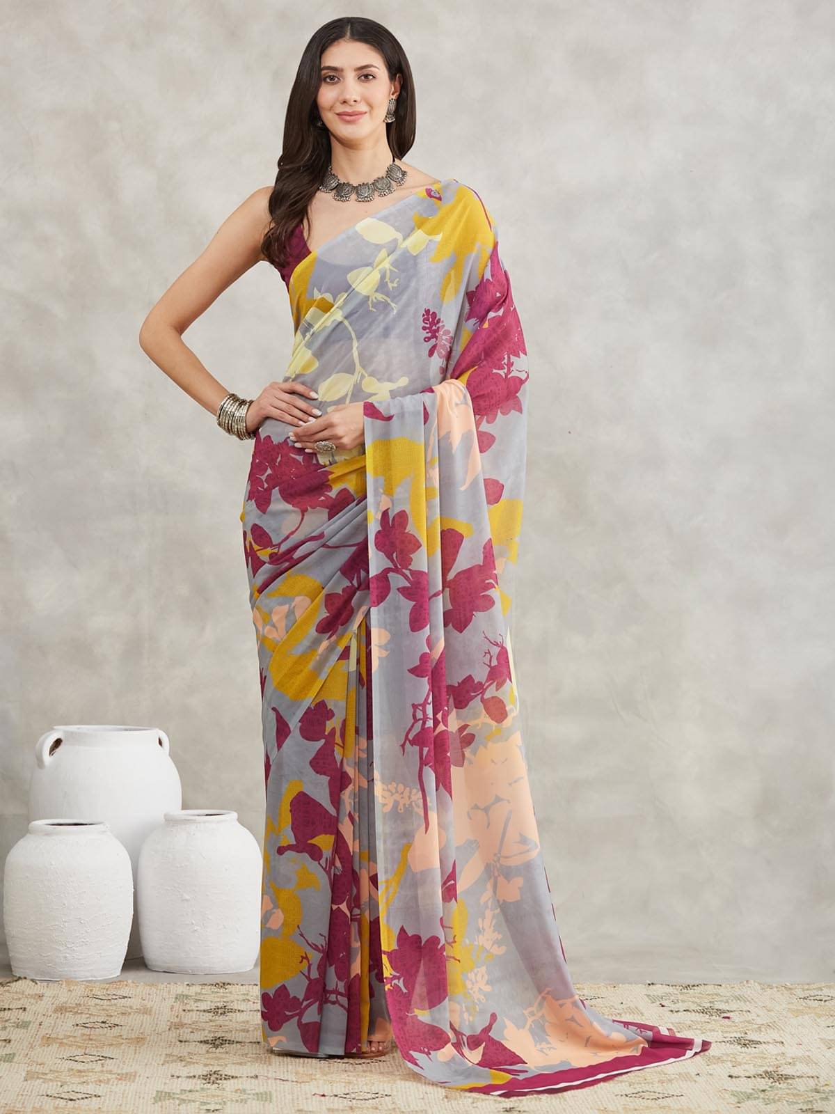     			Janasya Georgette Printed Regular Saree With Unstitched Blouse Piece ( Grey )