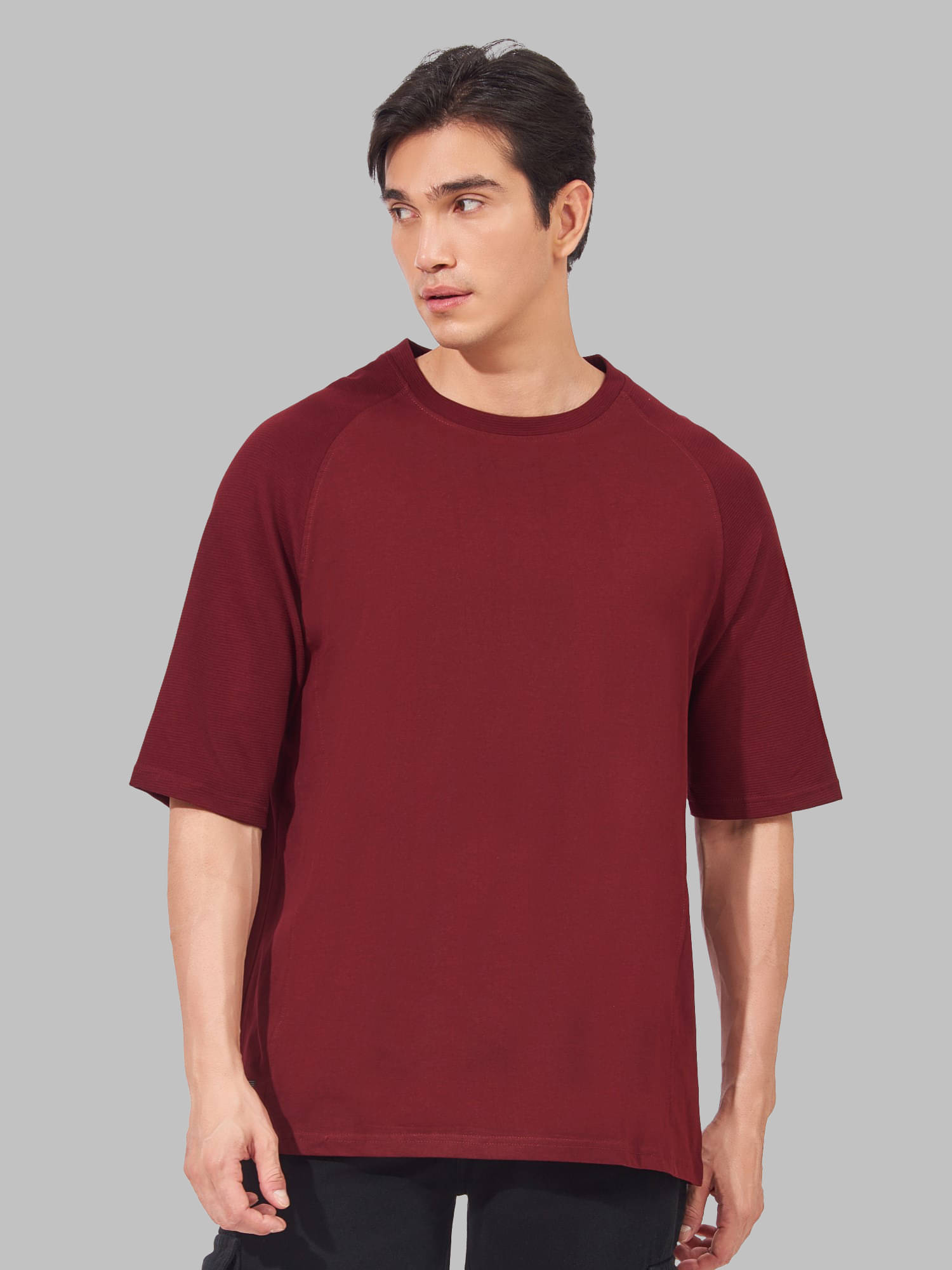 Maniac Men 100% Cotton Oversized Fit Solid T-Shirt ( Maroon )     			Maniac Men 100% Cotton Oversized Fit Solid T-Shirt ( Maroon )
