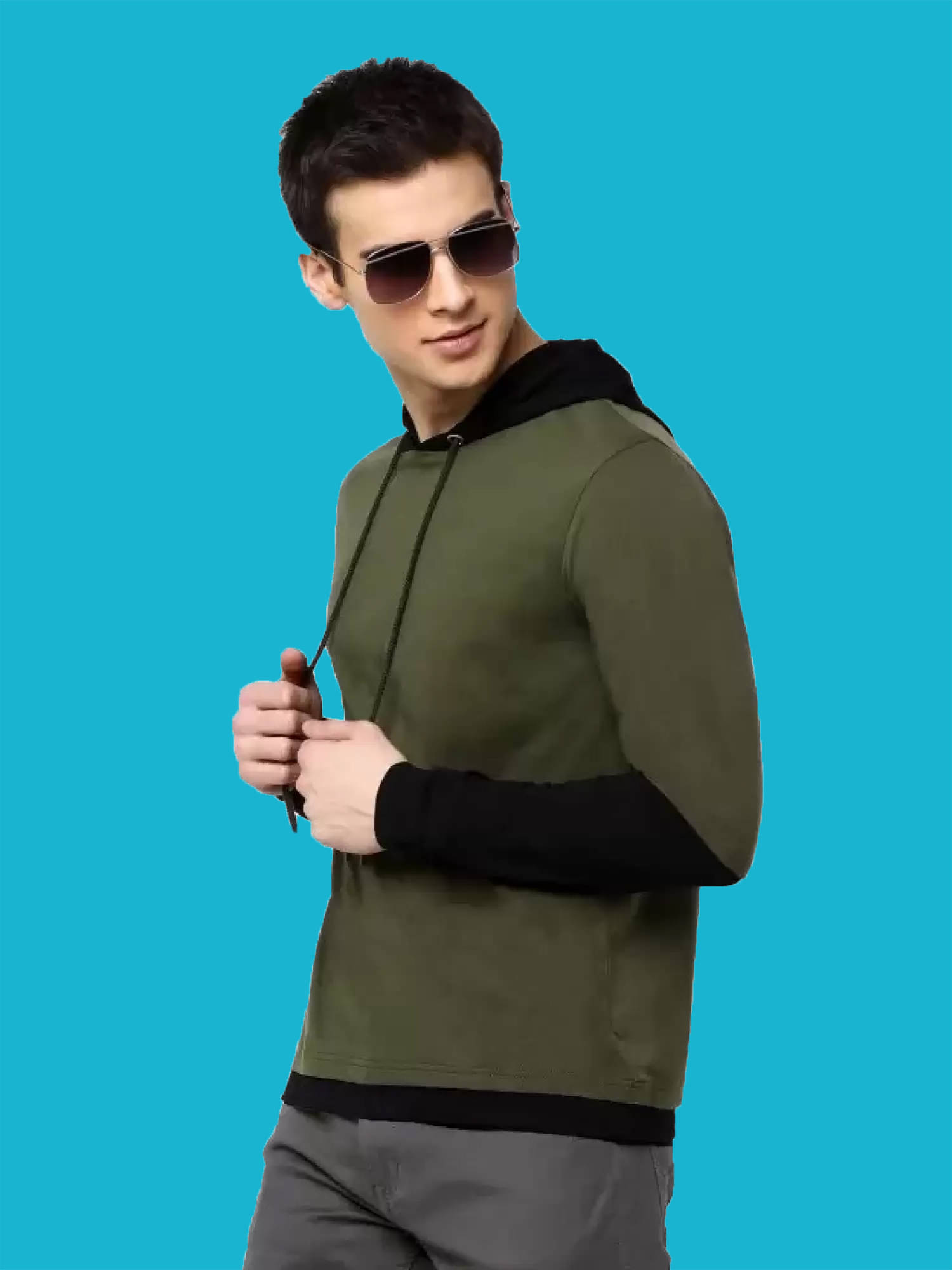 Maniac Men 100% Cotton Regular Fit Colorblock T-Shirt ( Green ) Maniac Men 100% Cotton Regular Fit Colorblock T-Shirt ( Green )