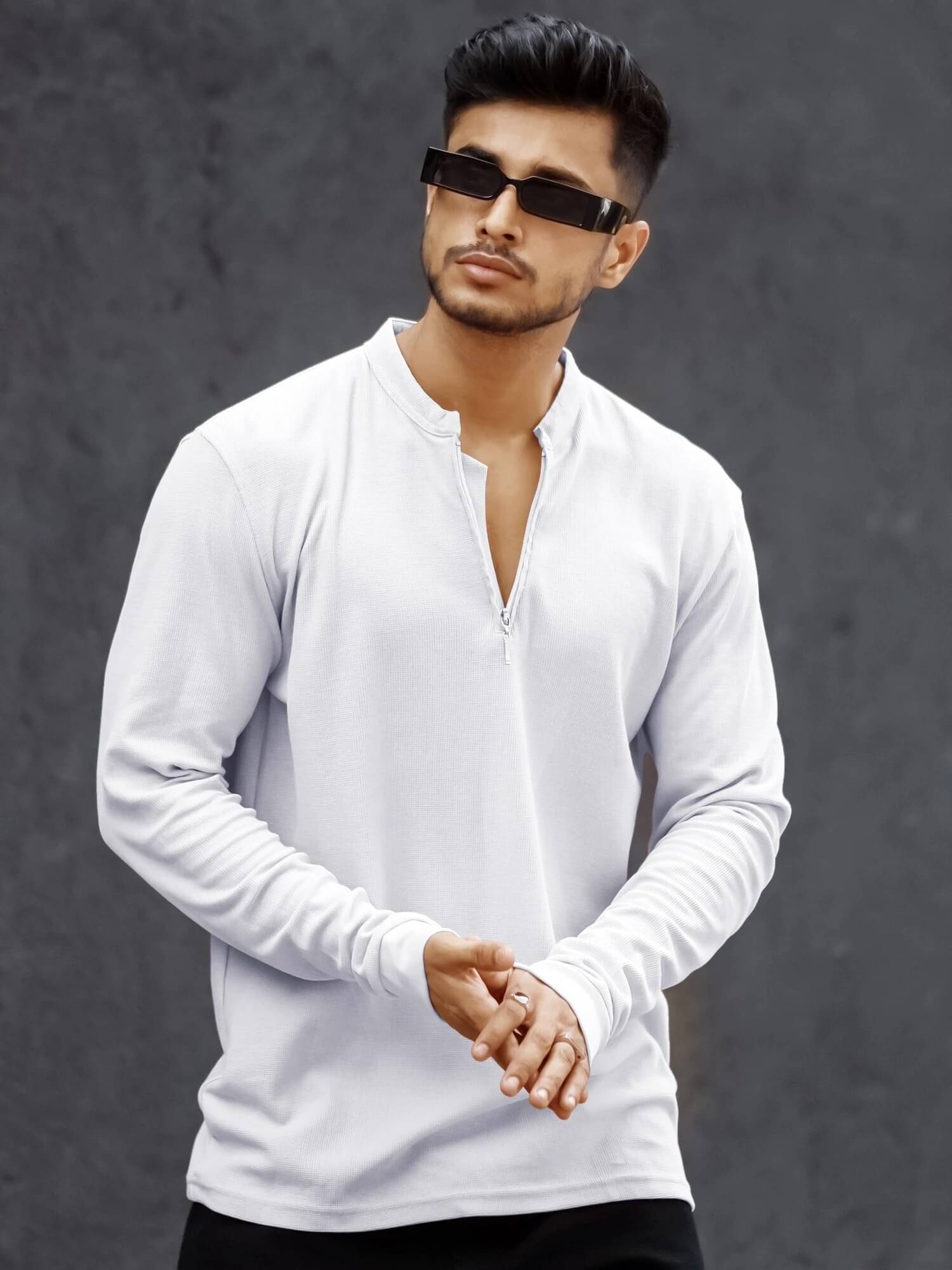 Maniac Men 100% Cotton Regular Fit Solid T-Shirt ( White ) Maniac Men 100% Cotton Regular Fit Solid T-Shirt ( White )