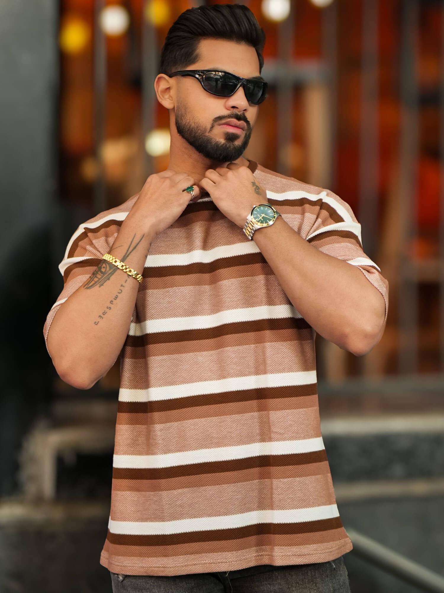     			Maniac Men Cotton Blend Oversized Fit Striped T-Shirt ( Brown )