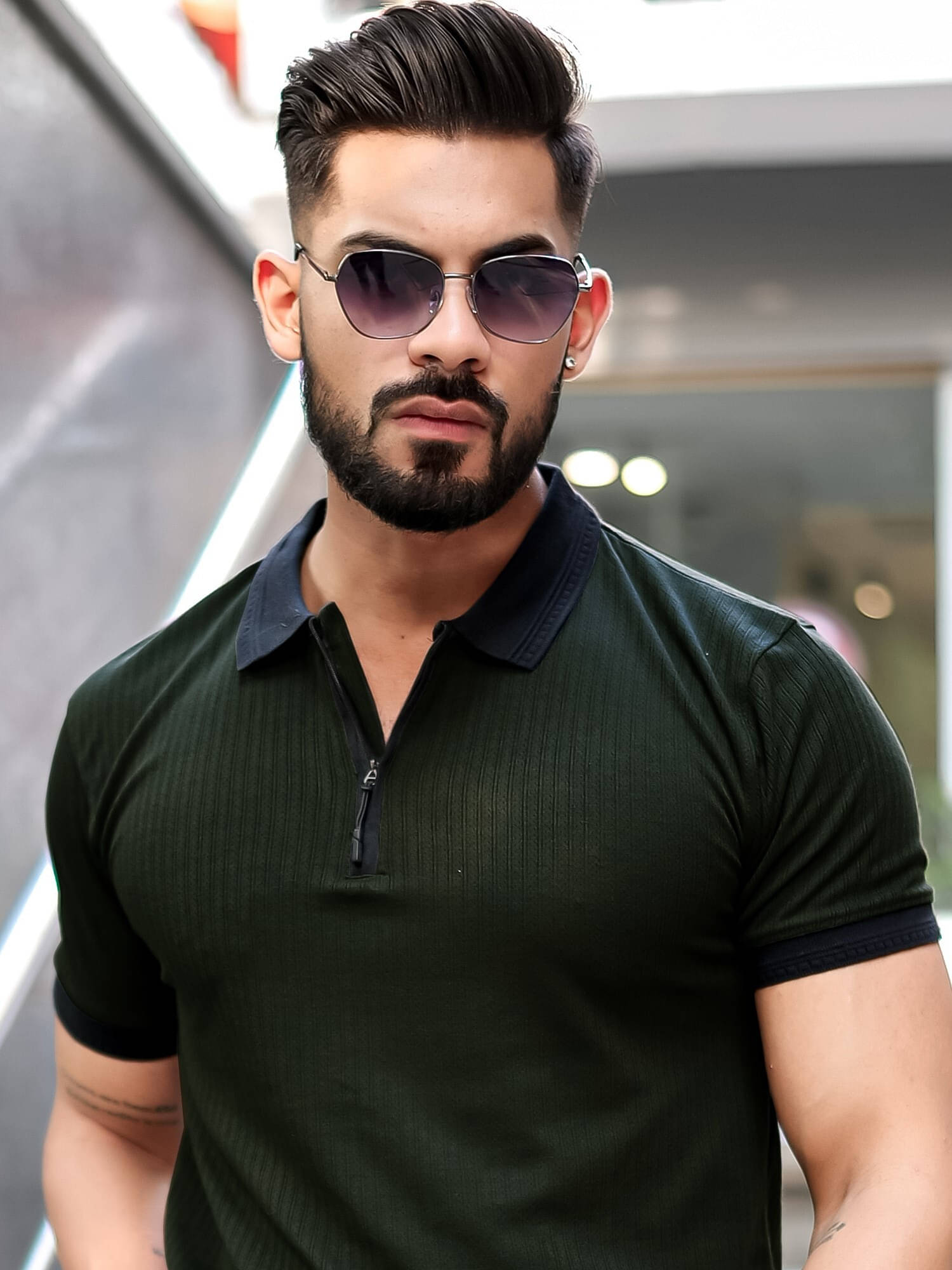     			Maniac Men Cotton Slim Fit Popcorn Textured Polo T Shirt ( Green )