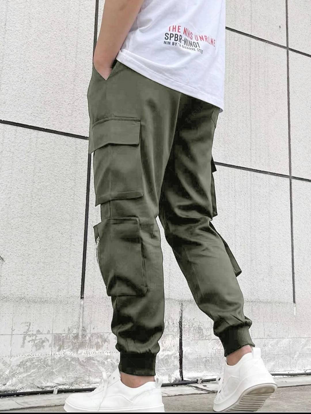 RAAVI Dark Green Lycra Men's Trackpants ( Pack of 1 ) RAAVI Dark Green Lycra Men's Trackpants ( Pack of 1 )