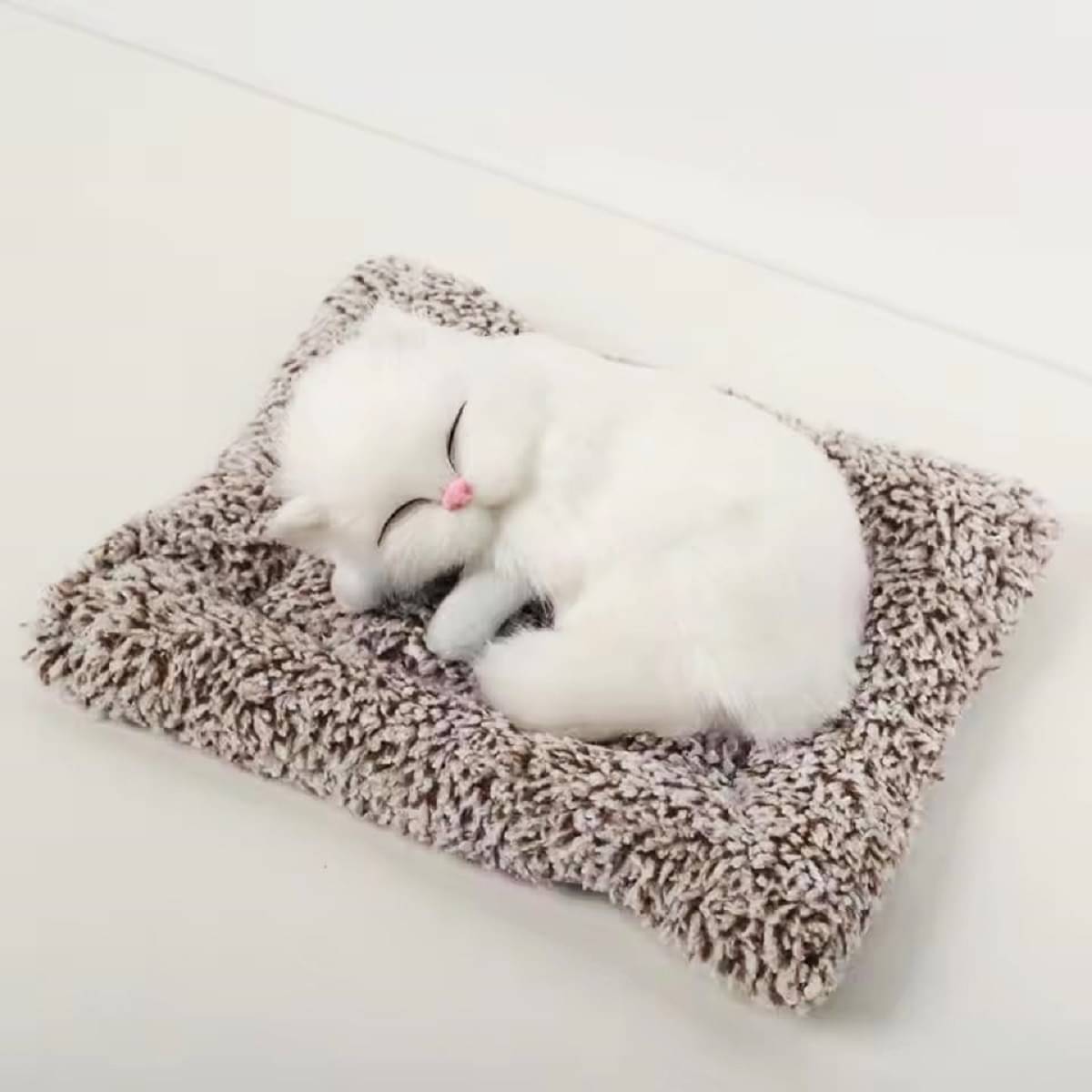    			RAMDEV ENTERPRISE  Cute Sleeping Cat on Carpet Silicone Animal Toy for Kids, Car Dashboard, Home Decor, Office Desk Decoration
