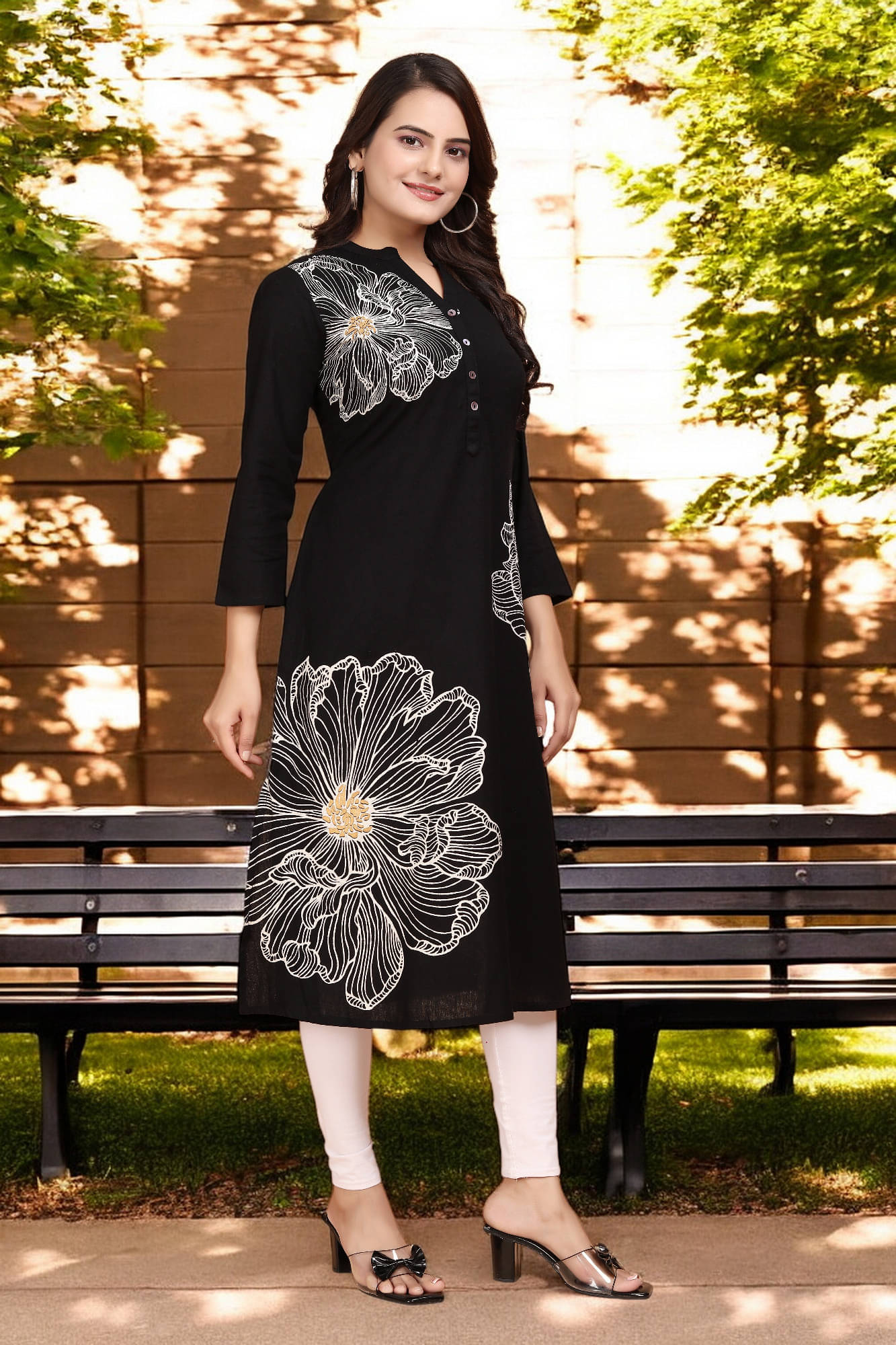     			Vorhiza Women Cotton Printed A-line Kurti ( Black )