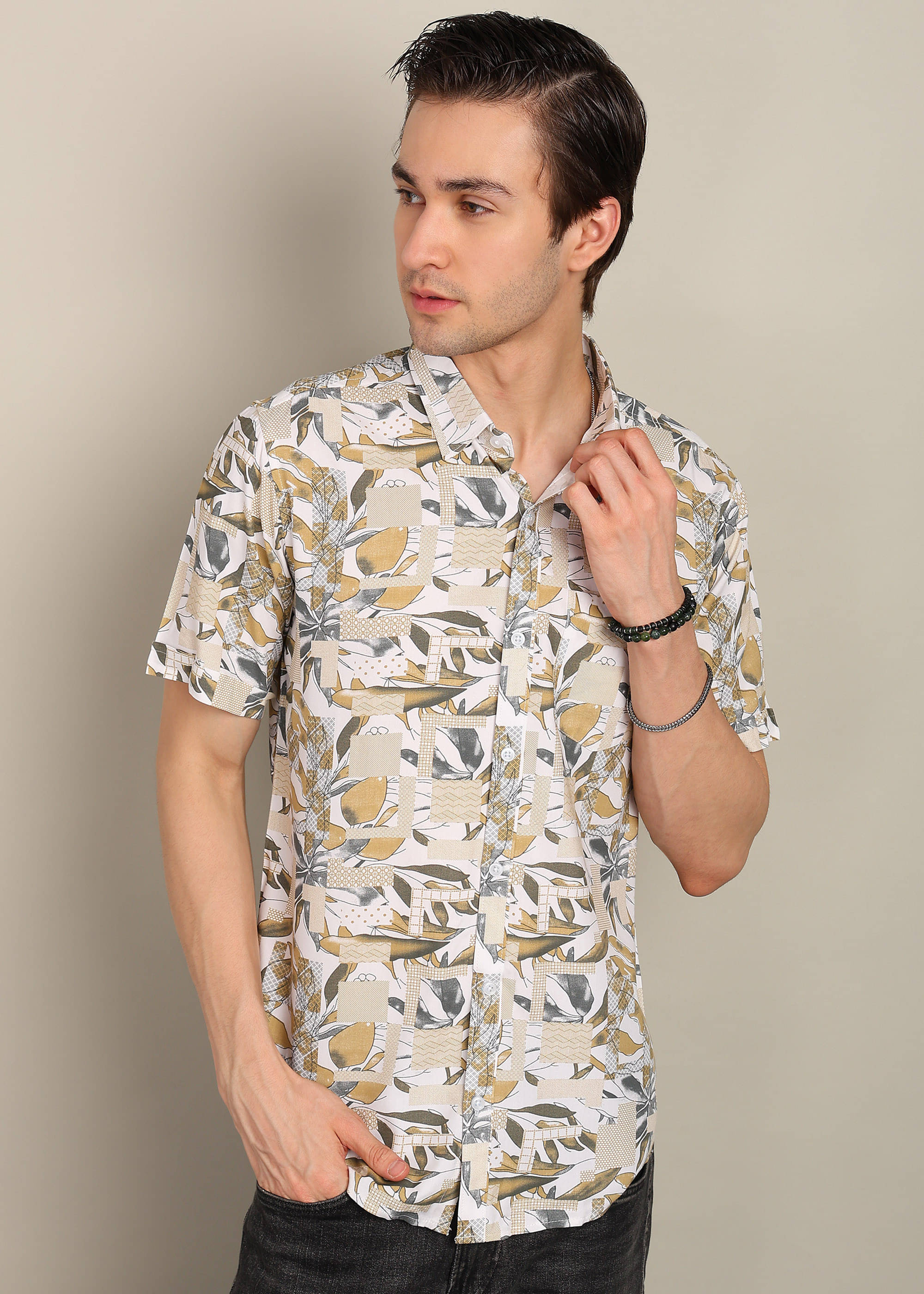 BLYNK Poly Cotton Regular Fit Printed Half Sleeves Men's Casual Shirt - Beige ( Pack of 1 ) BLYNK Poly Cotton Regular Fit Printed Half Sleeves Men's Casual Shirt - Beige ( Pack of 1 )