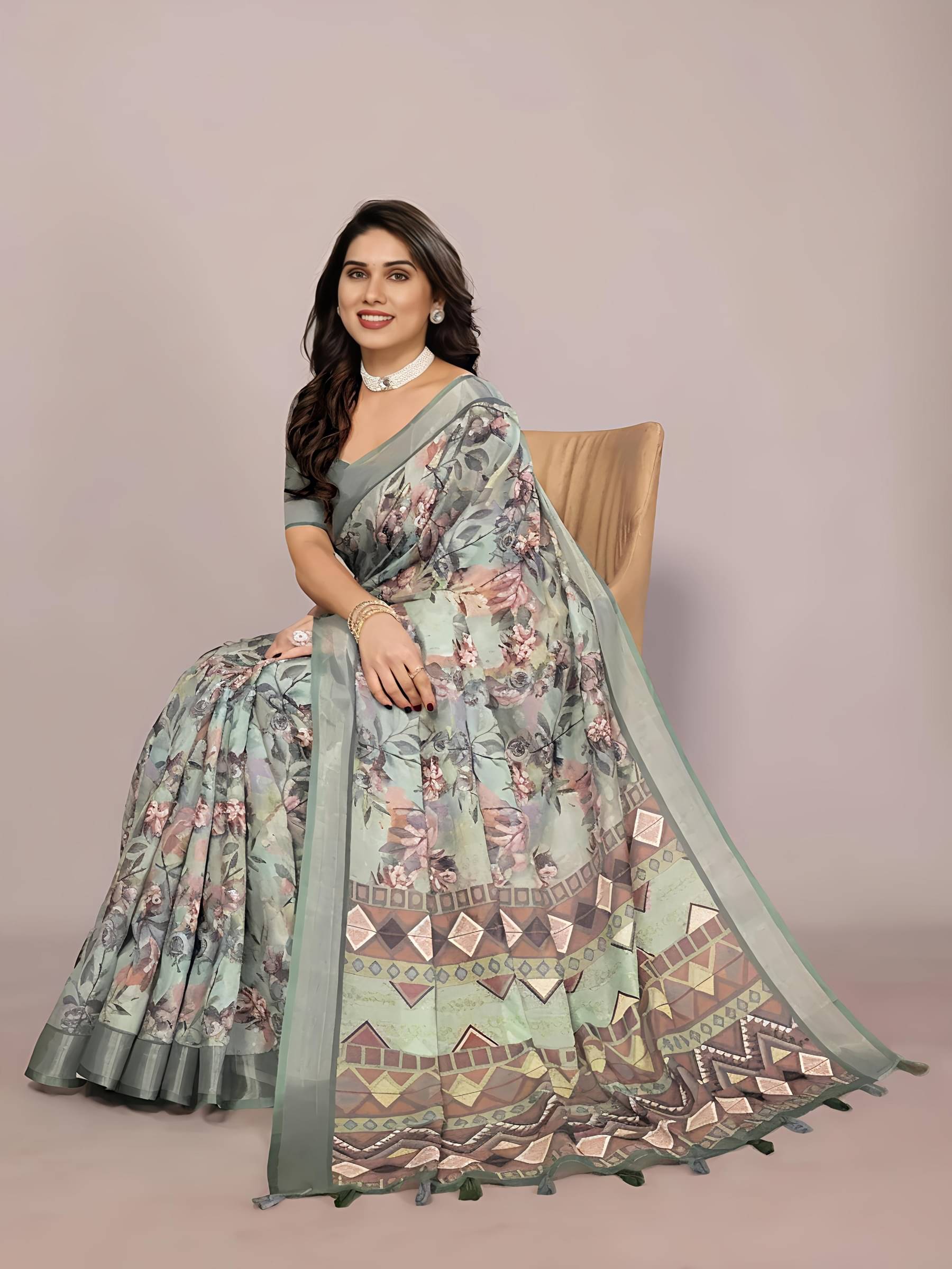     			Grubstaker Linen Printed Regular Saree With Unstitched Blouse Piece ( Green )