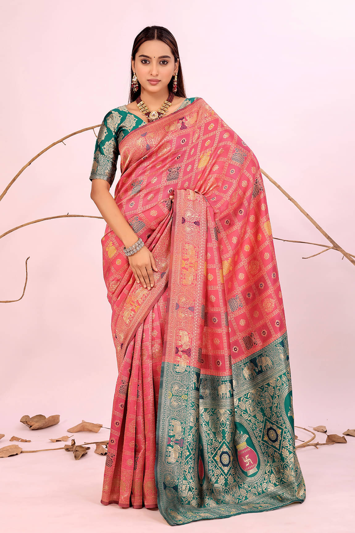     			Suali Art Silk Woven Regular Saree With Unstitched Blouse Piece ( Peach )