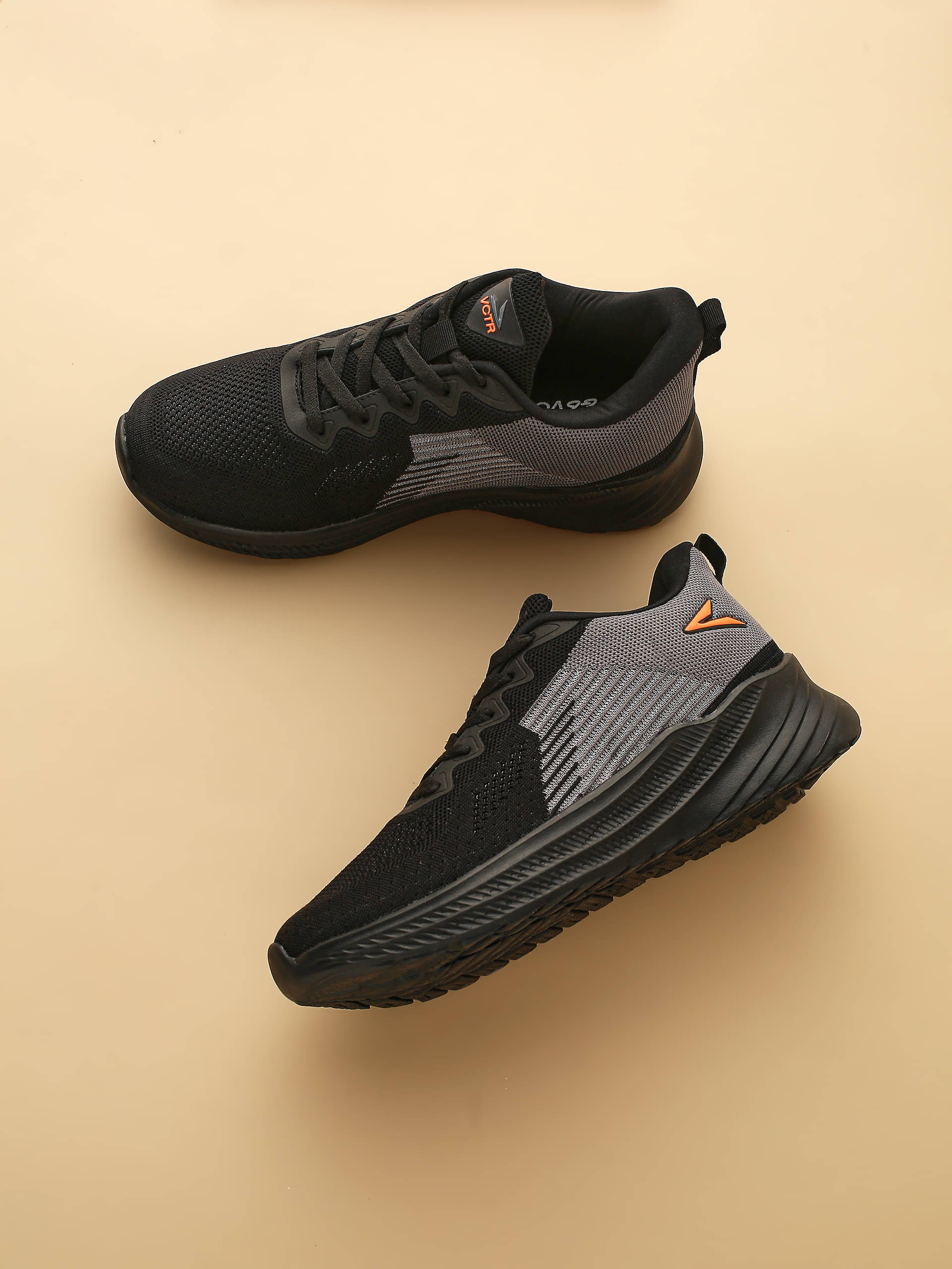     			VCTR Rocket RKT01 Black Men's Sports Running Shoes