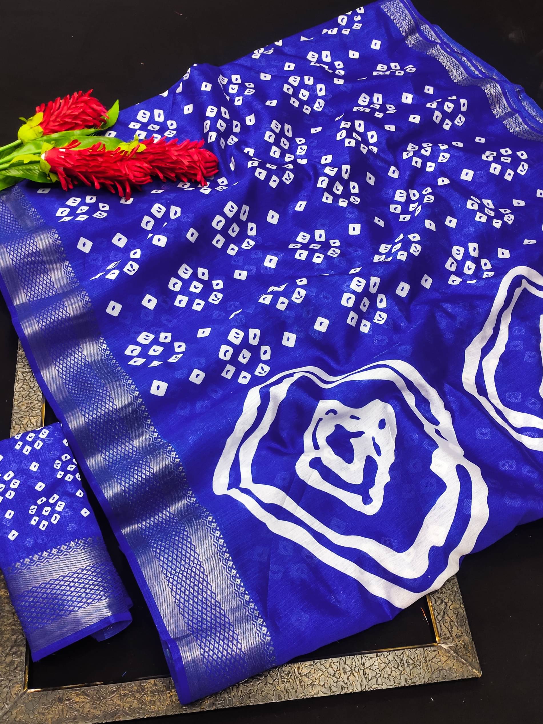     			HEMA SILK MILLS Cotton Blend Printed Regular Saree With Unstitched Blouse Piece ( Blue )