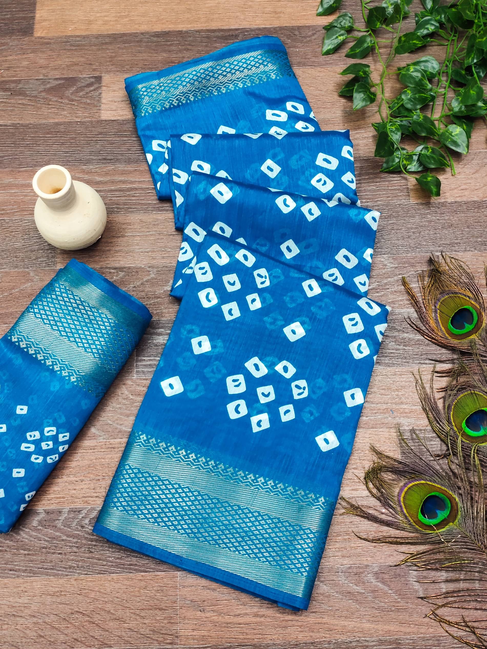 HEMA SILK MILLS Cotton Blend Printed Regular Saree With Unstitched Blouse Piece ( Light Blue ) HEMA SILK MILLS Cotton Blend Printed Regular Saree With Unstitched Blouse Piece ( Light Blue )