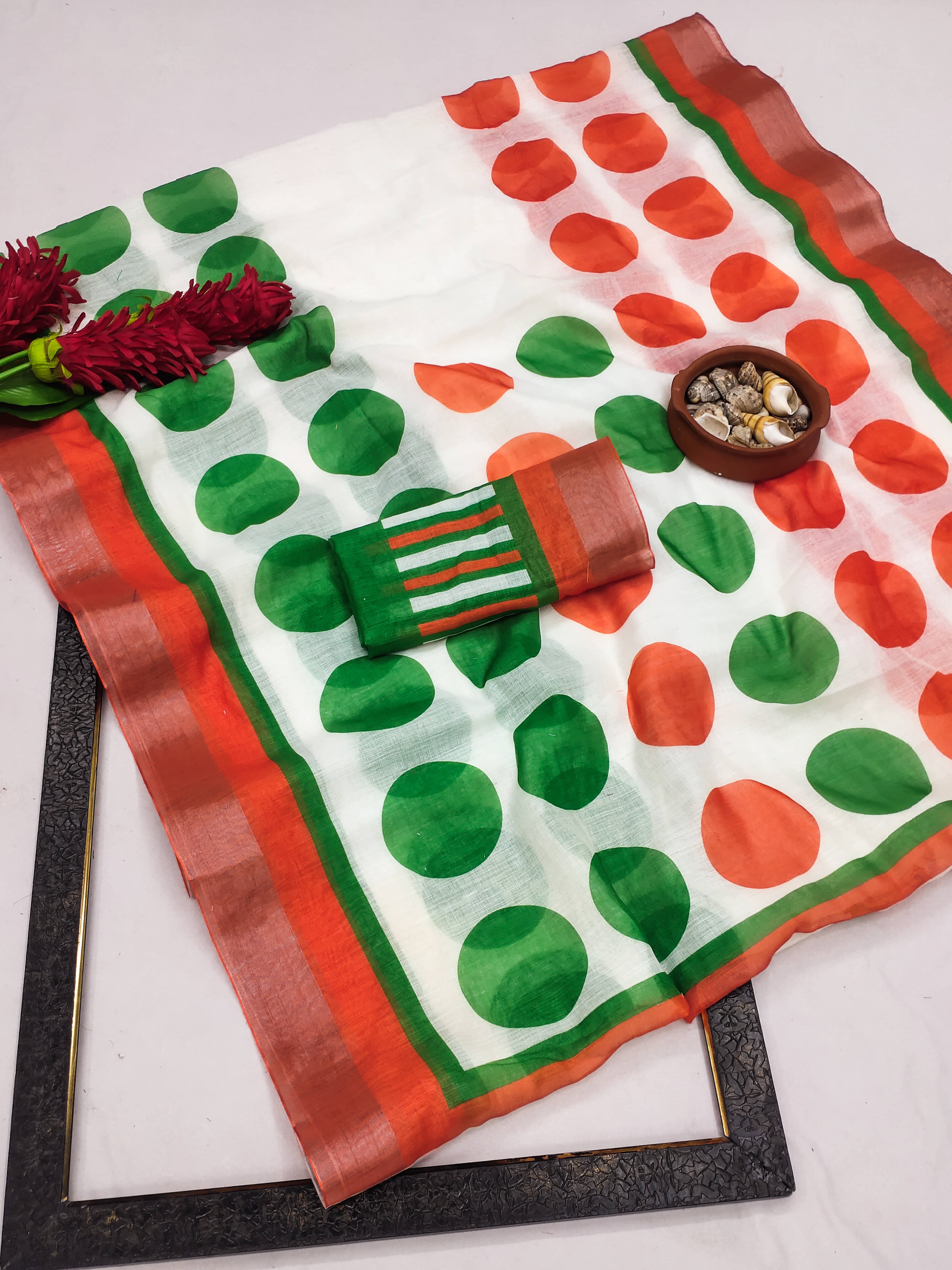     			HEMA SILK MILLS Linen Printed Regular Saree With Unstitched Blouse Piece ( Multicolor 3 )