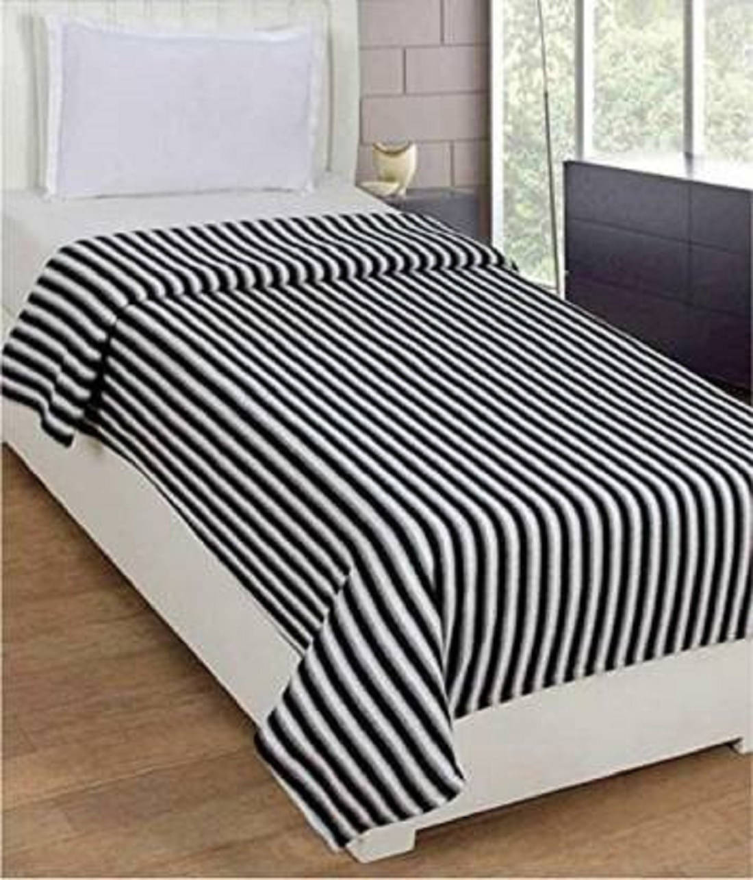     			KHUSHRIT Fleece Solid Single Bed Blanket ( 210 cm x 140 cm ) - Multi ( Pack of 1 )