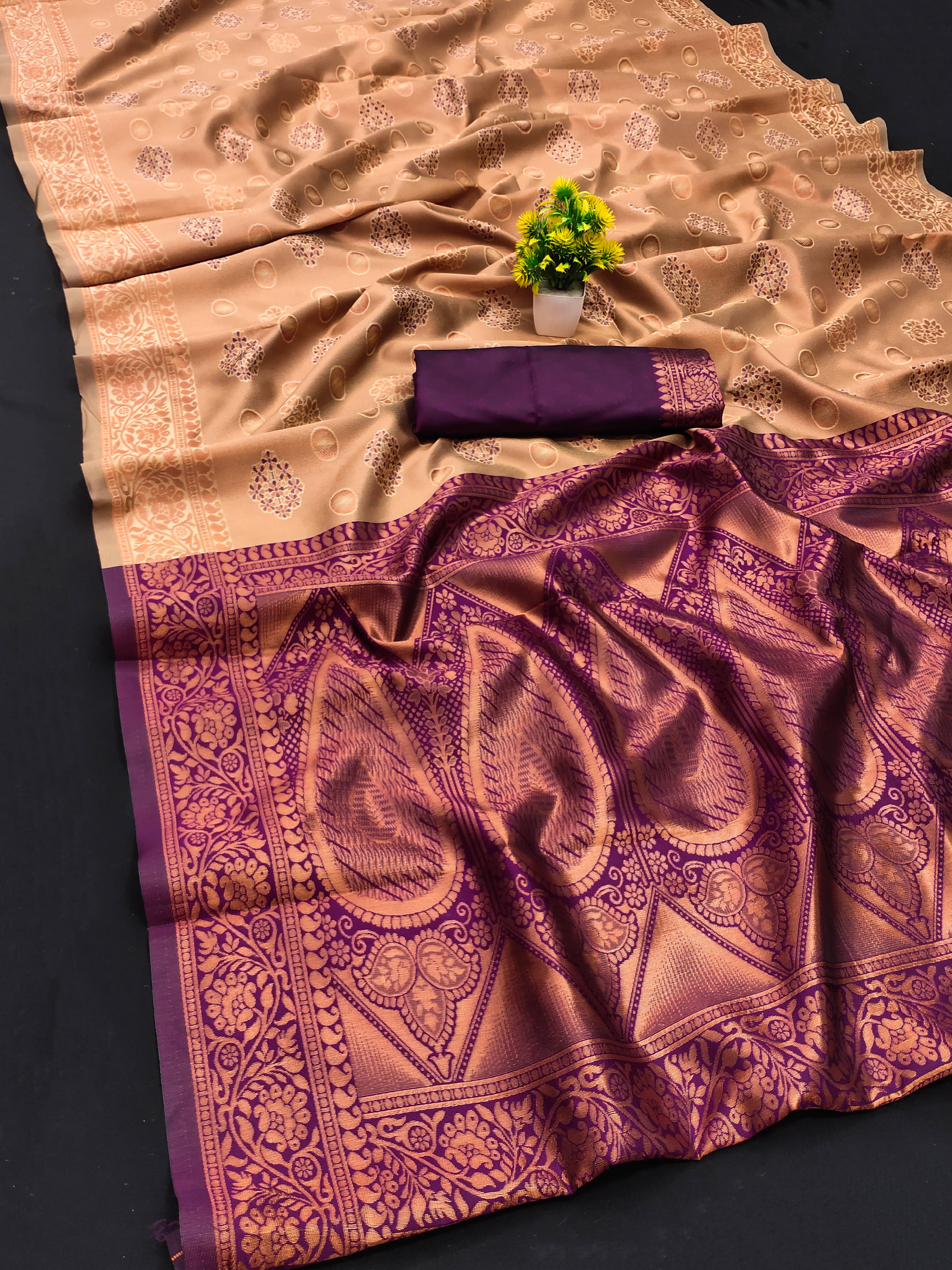 Kanooda Prints Silk Blend Embellished Banarasi saree With Unstitched Blouse Piece ( Wine ) Kanooda Prints Silk Blend Embellished Banarasi saree With Unstitched Blouse Piece ( Wine )