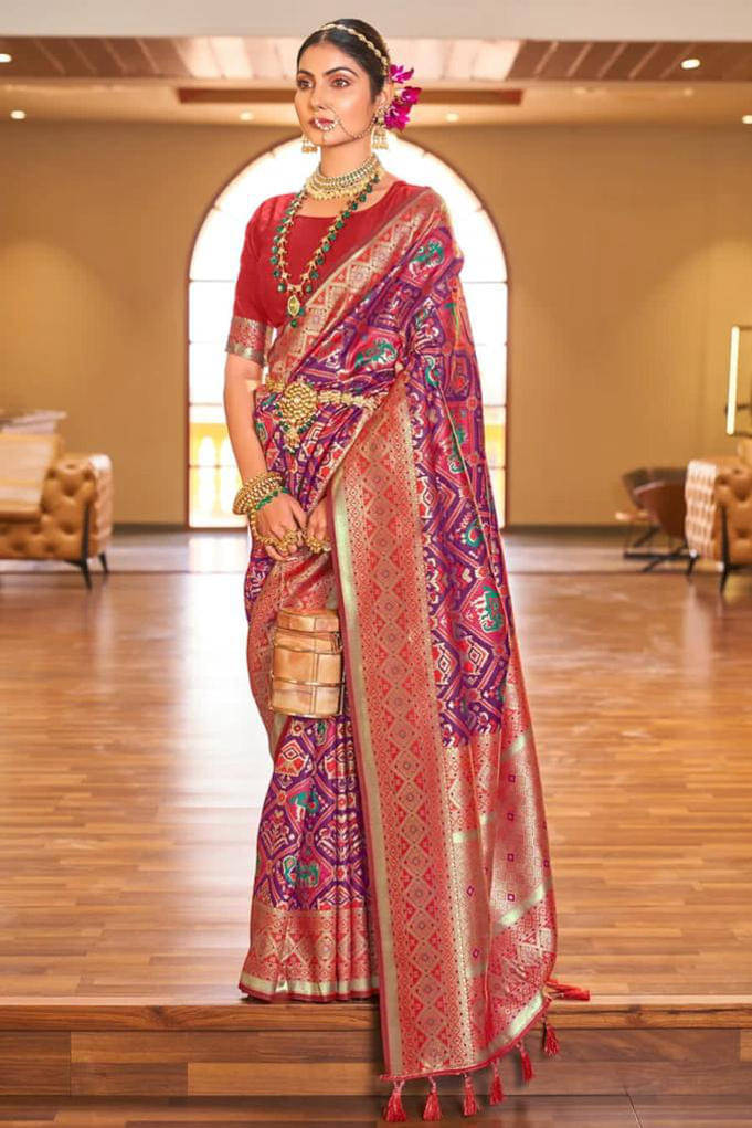     			Rameshwaram creative Silk Woven Banarasi saree With Unstitched Blouse Piece ( Wine )