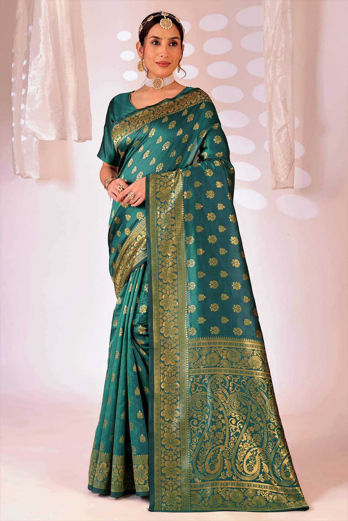Suali Art Silk Woven Regular Saree With Unstitched Blouse Piece ( Multicolor 15 ) Suali Art Silk Woven Regular Saree With Unstitched Blouse Piece ( Multicolor 15 )