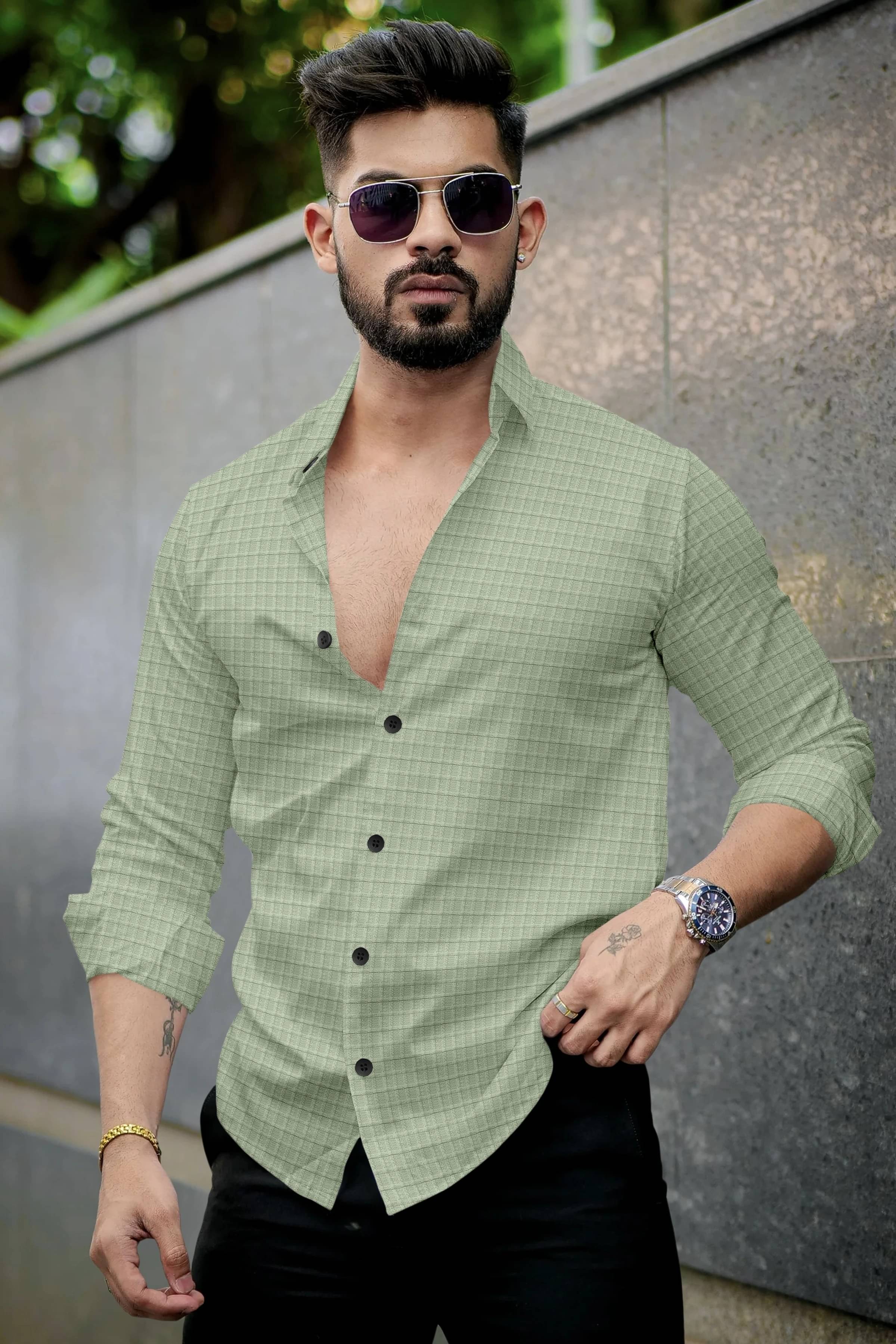     			UPQUEDS Poly Cotton Regular Fit Self Design Full Sleeves Men's Casual Shirt - Light Green ( Pack of 1 )
